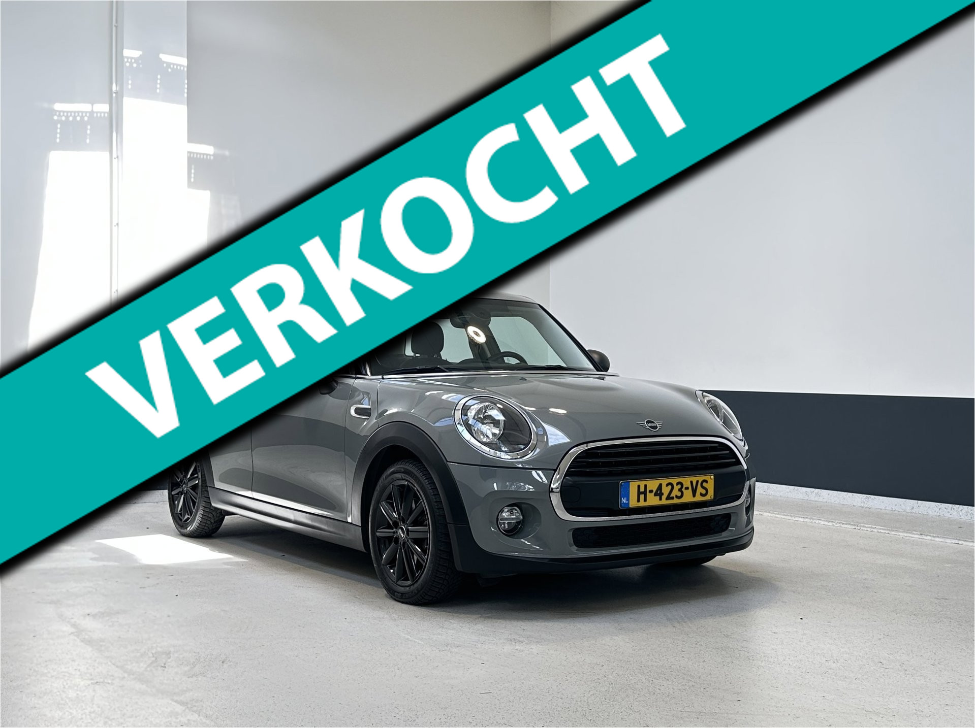MINI 5-deurs 1.5 One Business Edition | Navigatie | Bluetooth | NL |