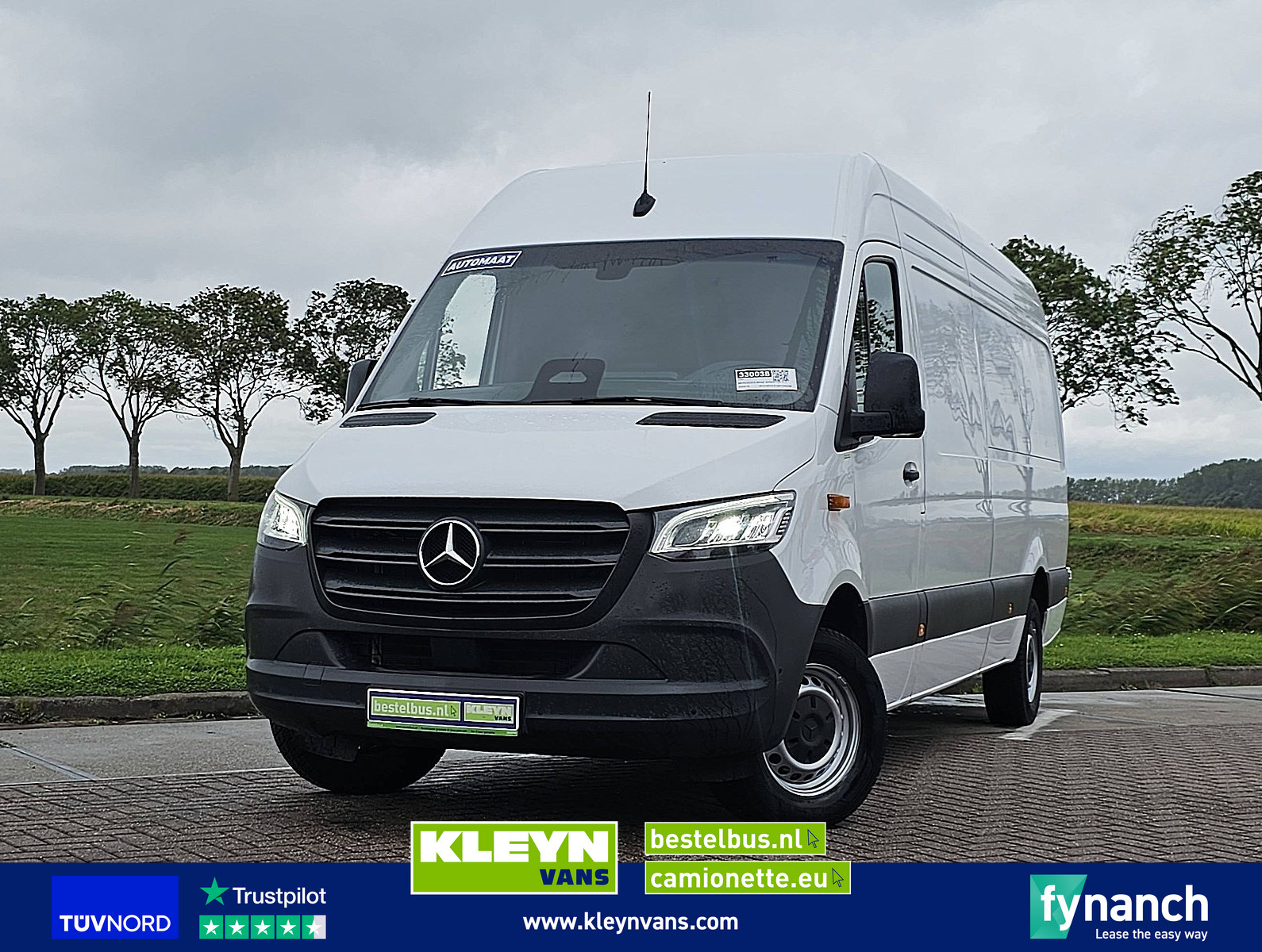 Mercedes-Benz Sprinter 317