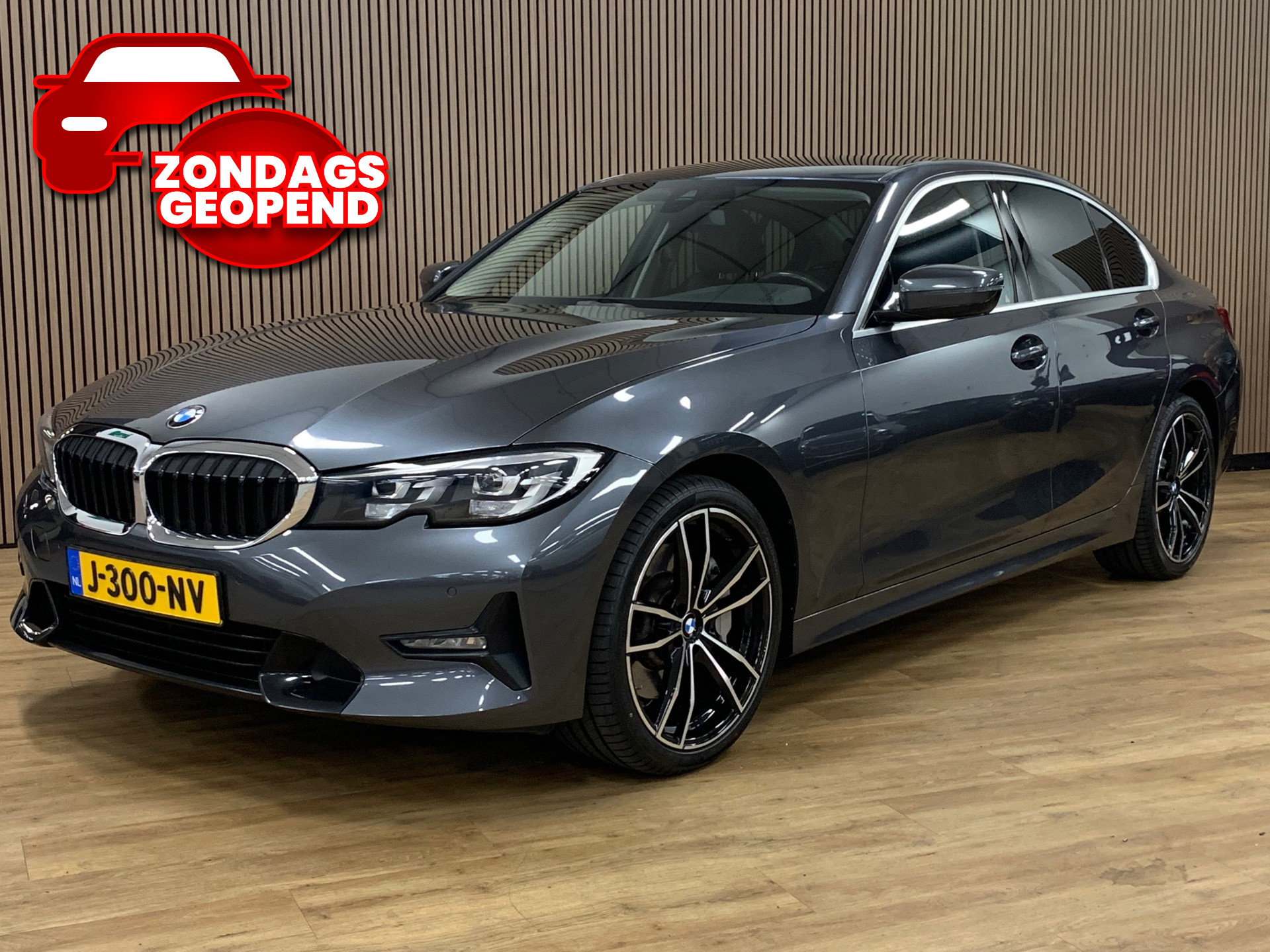 BMW 3-serie 330i High Executive|Automaat|Nieuwstaat|Dealeronderhouden|