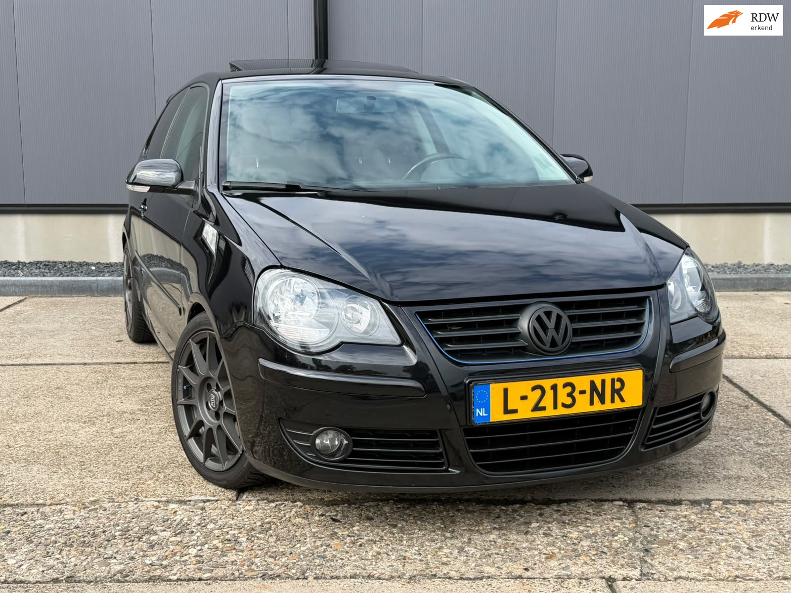 Volkswagen Polo 1.4-16V zeer nette auto