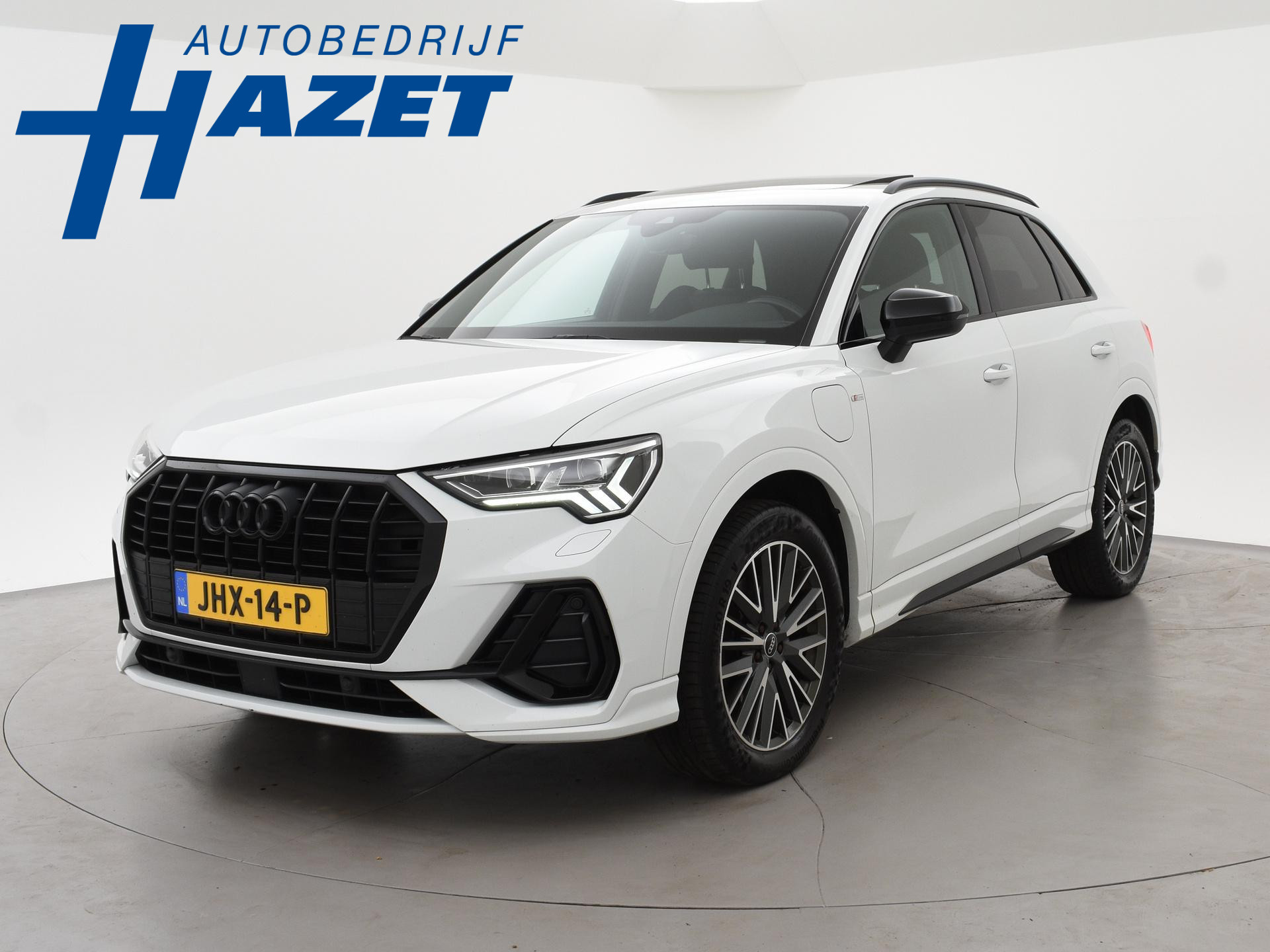 Audi Q3 45 TFSIe 245 PK S-LINE + SONOS AUDIO | PANORAMA