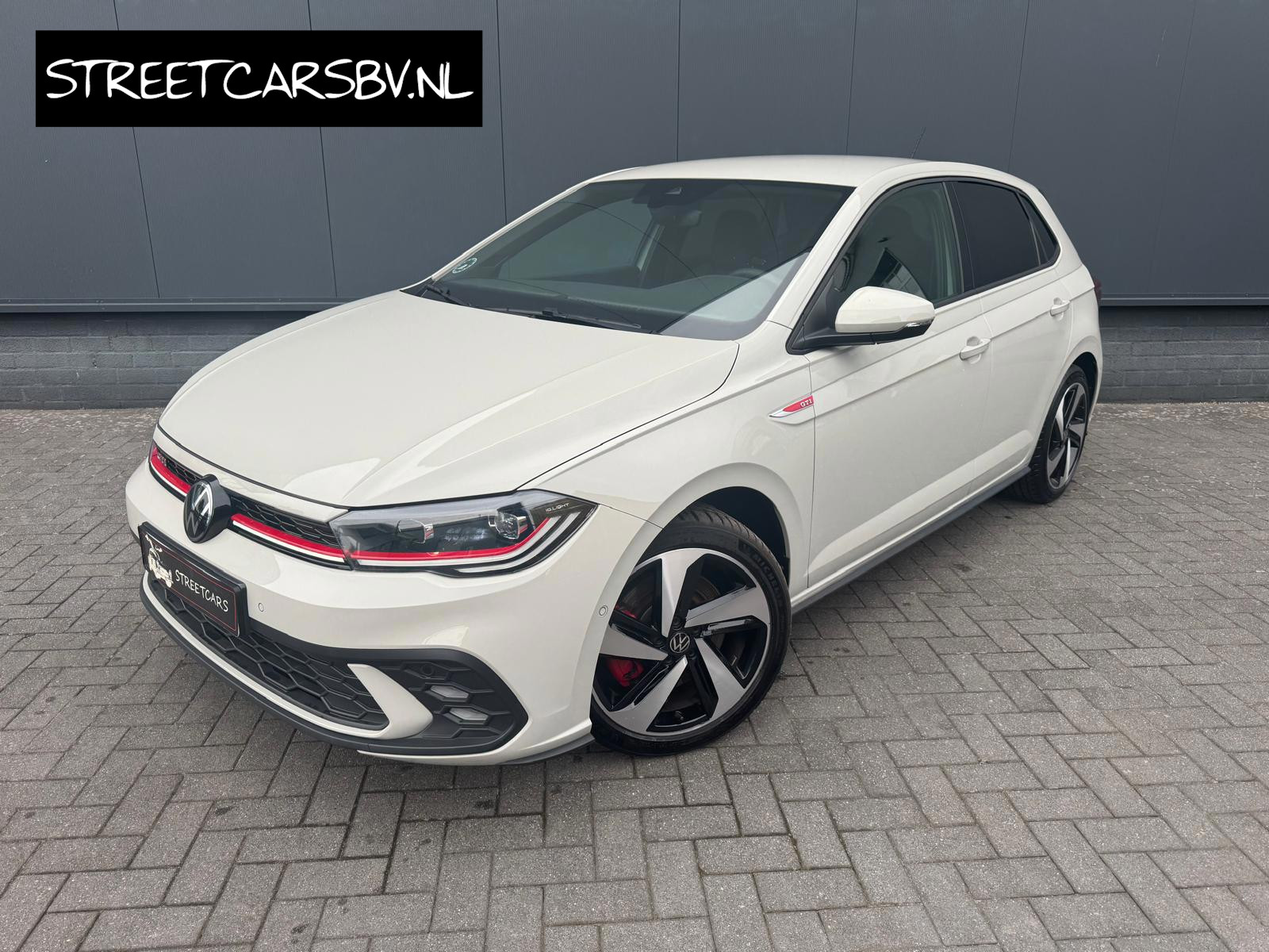 Volkswagen Polo 2.0 TSI GTI DSG 207PK /Ascot Grey