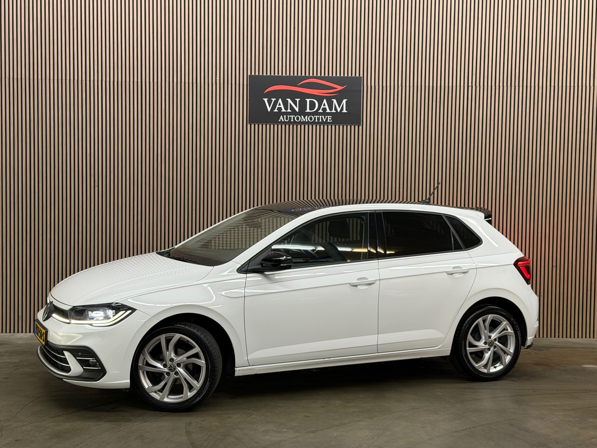 Volkswagen Polo 1.0 TSI R-Line 2022 DSG IQ-LIGHT CAMERA CRUISE