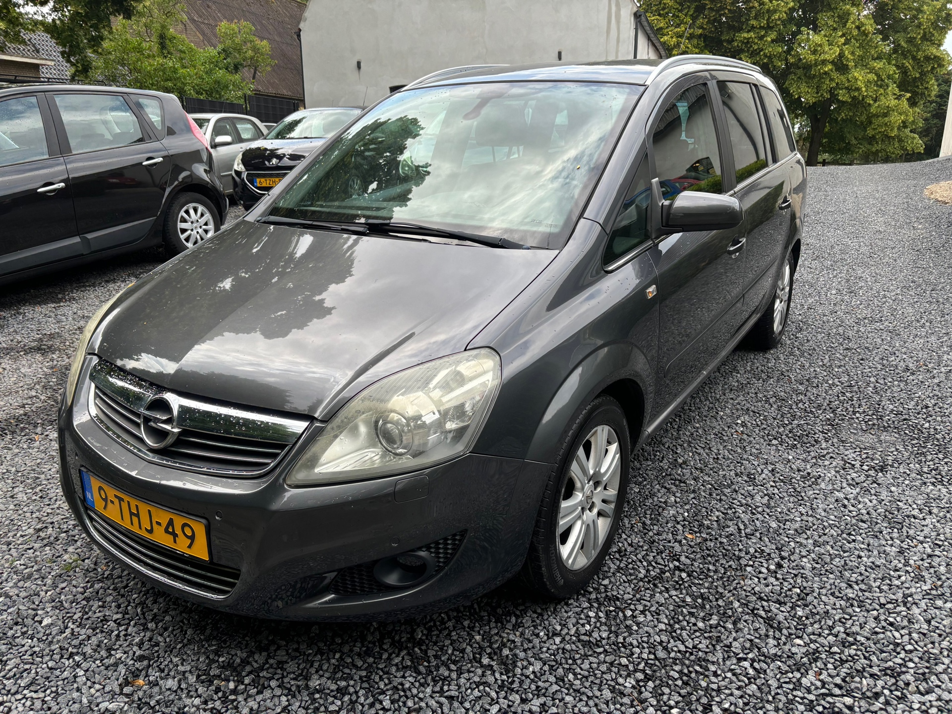 Opel Zafira 2.2 Cosmo VOL AUTOMAAT 7 PERSOONS