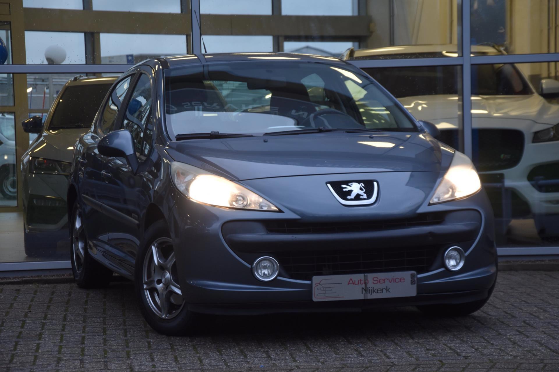 Peugeot 207 1.6 VTi Look | Airco | Cruise | PDC | Trekhaak | 5-Deurs | NAP | APK