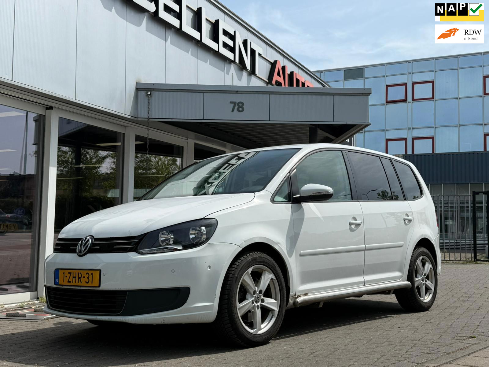 Volkswagen Touran 2.0 TDI DSG Comfortline BlueMotion