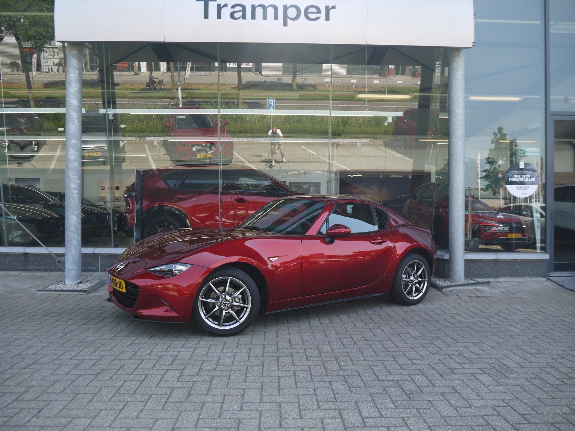 Mazda MX-5 RF 1.5 SkyActiv-G 132 Luxury|Rijklaar