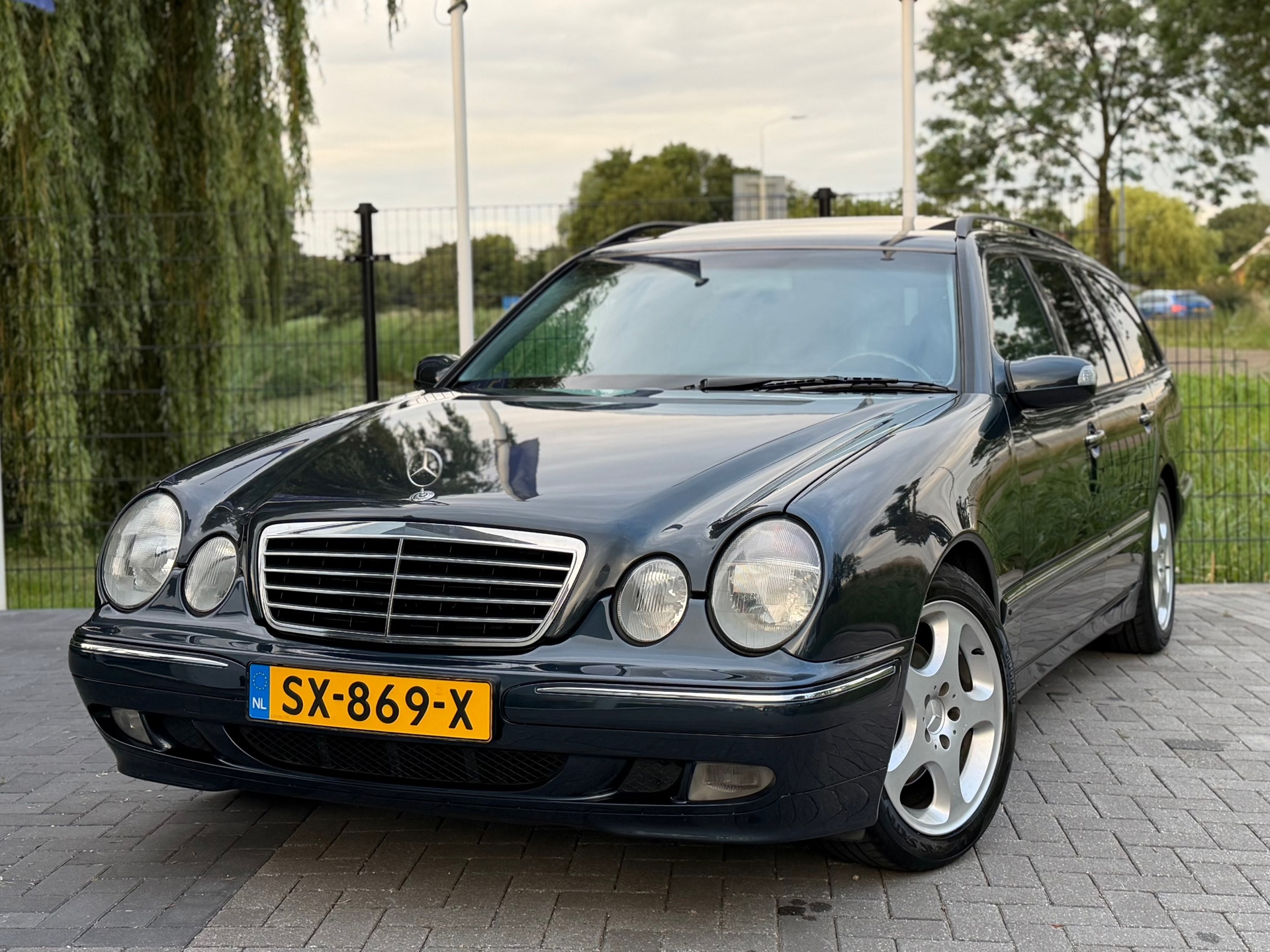 Mercedes-Benz E-Klasse 430 Elegance V8 AUT / CLIMA / CRUISE / LEDER
