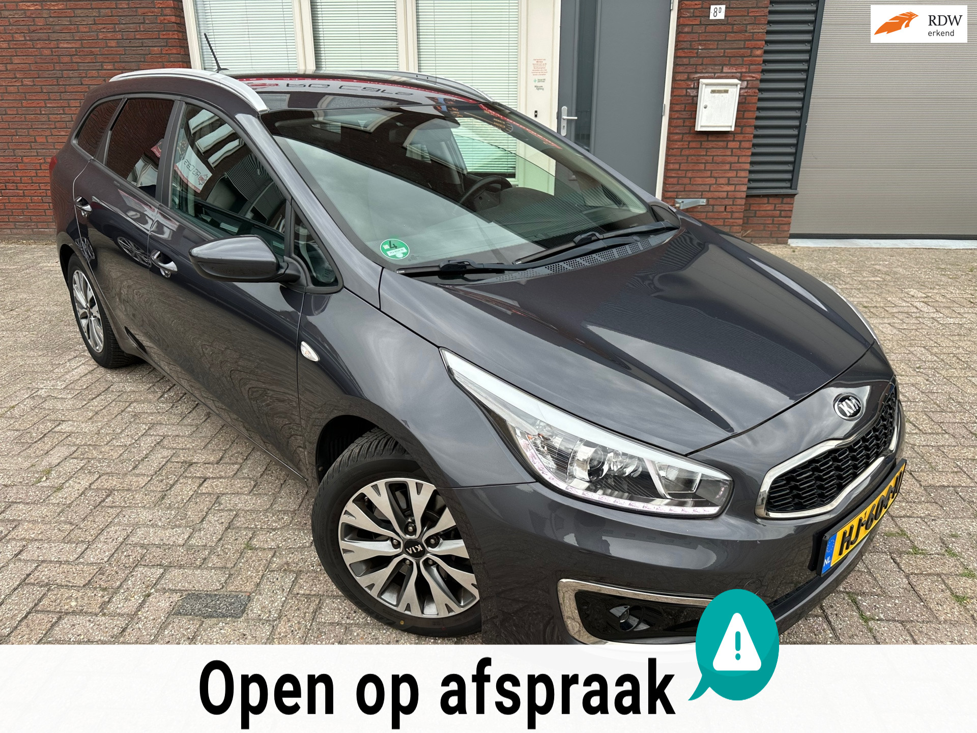 Kia cee’d Sportswagon 1.0 T-GDi First Edition / Navi / Camera / PDC / Airco / Cruise