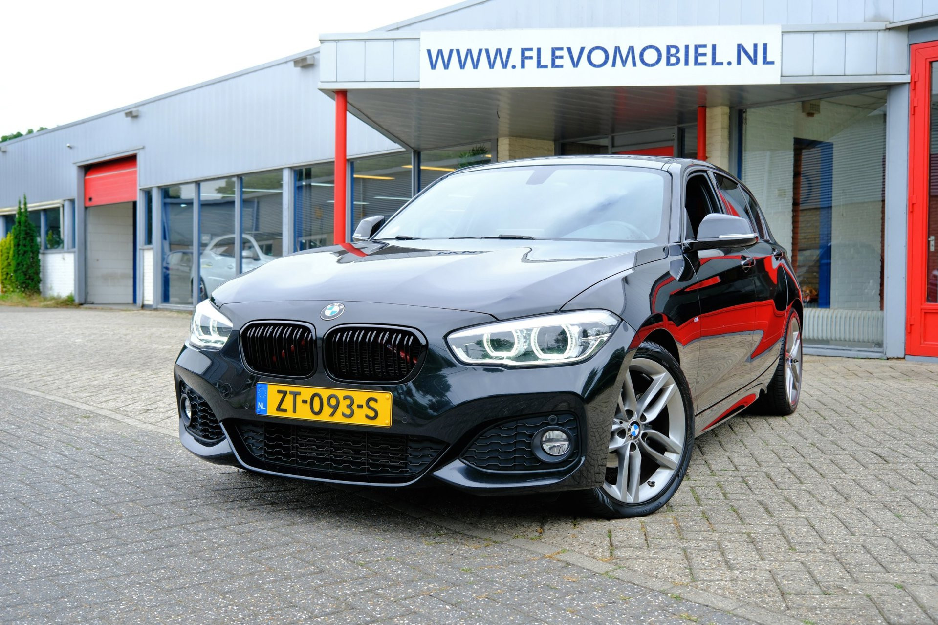 BMW 1-serie 118i M Sport Aut. Pano|Leder|Navi|Sportstoelen|LMV