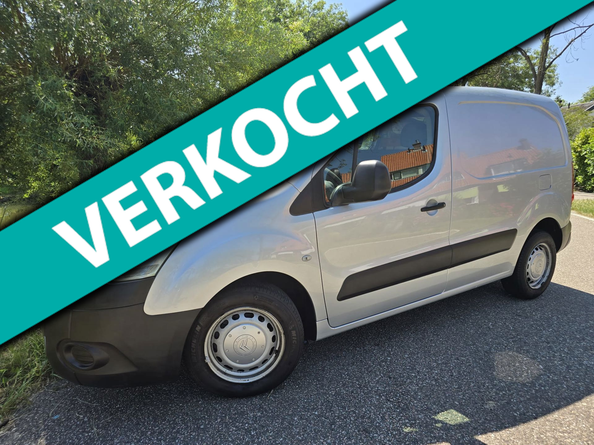 Citroën Berlingo 1.6 VTi 700 Comfort/APK 5-1-2027/ Autobench 2 honden