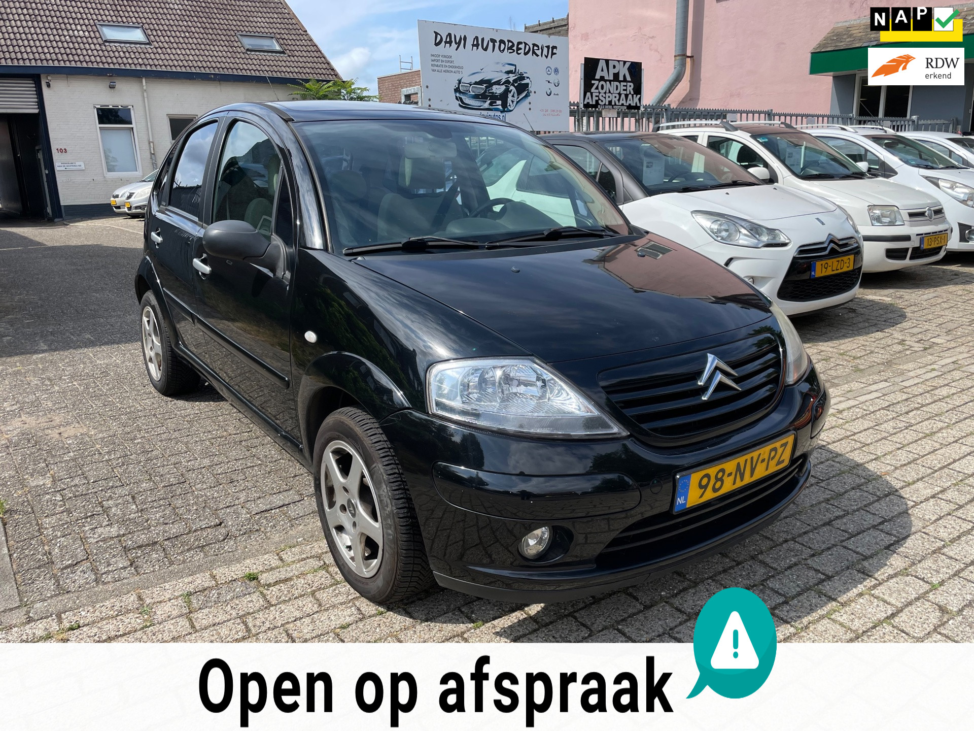 Citroën C3 1.4i Exclusive, 5drs, Cruise/Climate control, Pano, Elektr ramen, Radio CD, Lmv, Geen import, Nap, Nieuwe APK!