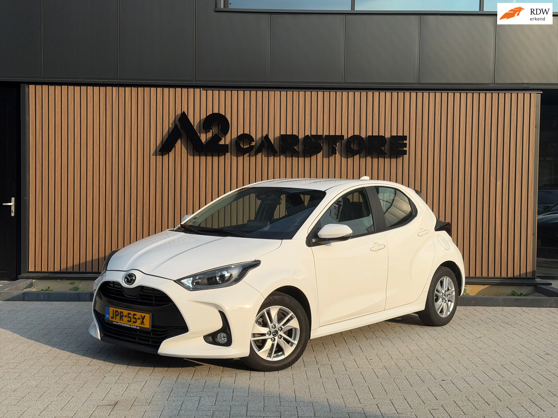 Mazda 2 Hybrid 1.5 Pure AUTOMAAT CAMERA CARPLAY TOP STAAT!