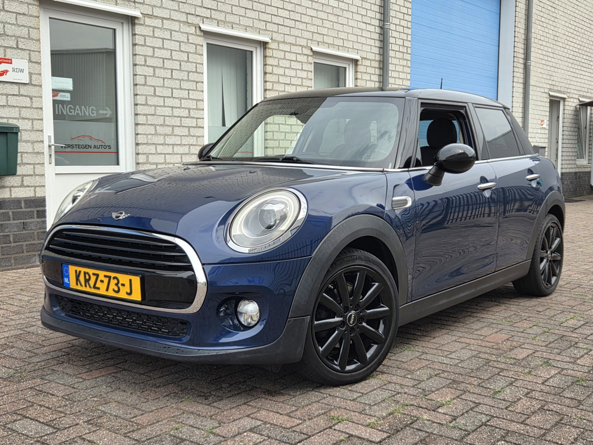 MINI 5-deurs 1.5 Cooper Chili Business Navi-Full Led-Leder