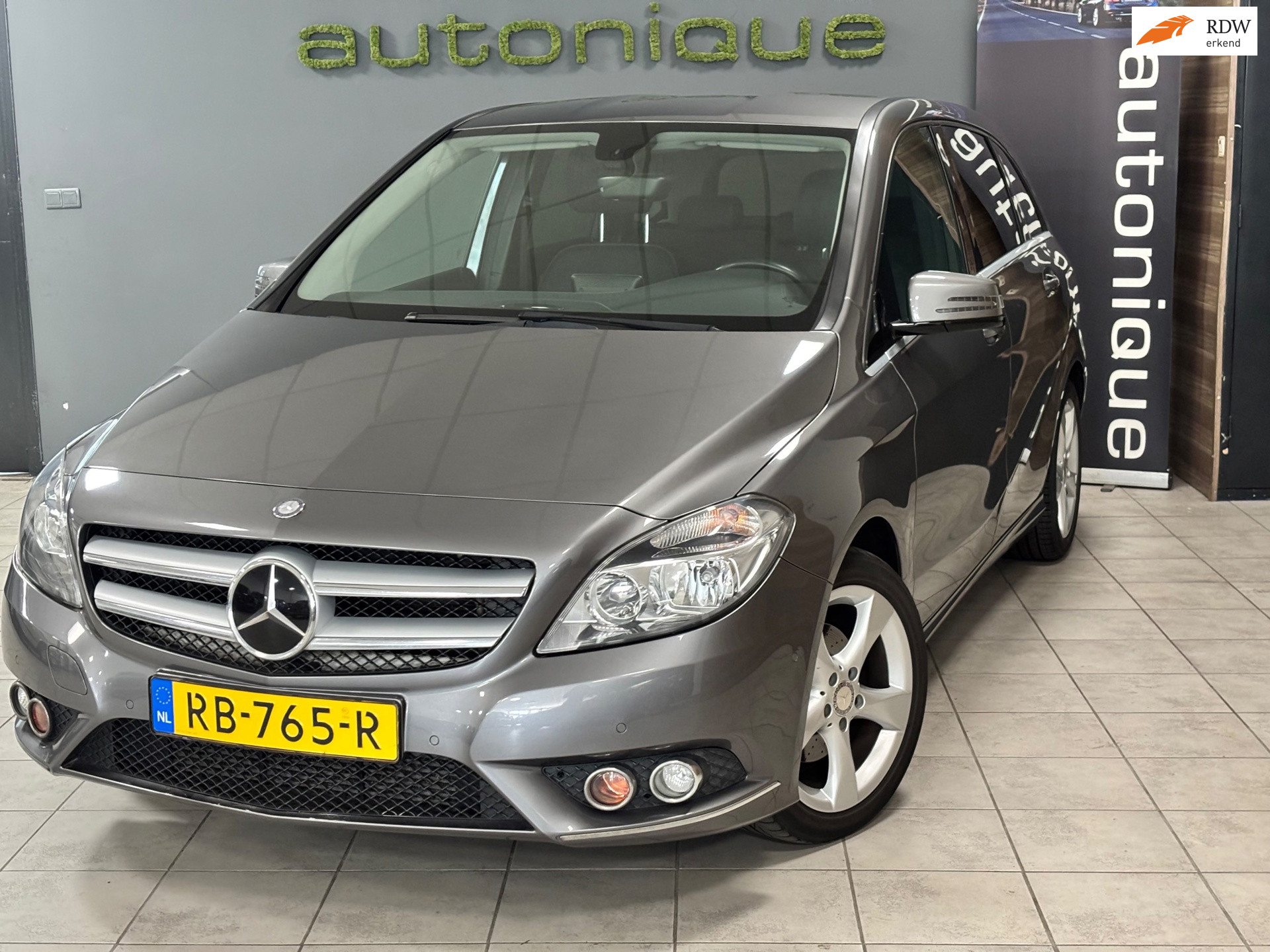Mercedes-Benz B-Klasse 200 Prestige automaat 156pk/leder/navi/camera