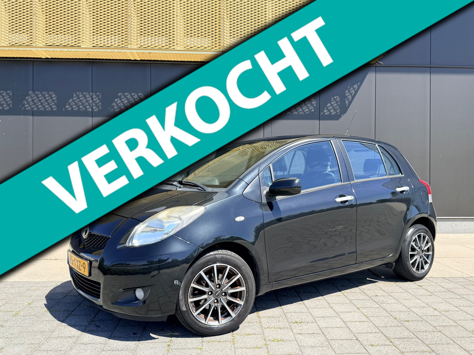 Toyota Yaris 1.3 VVTi Aspiration | Airco | Start-stop | LM velgen | 5-deurs