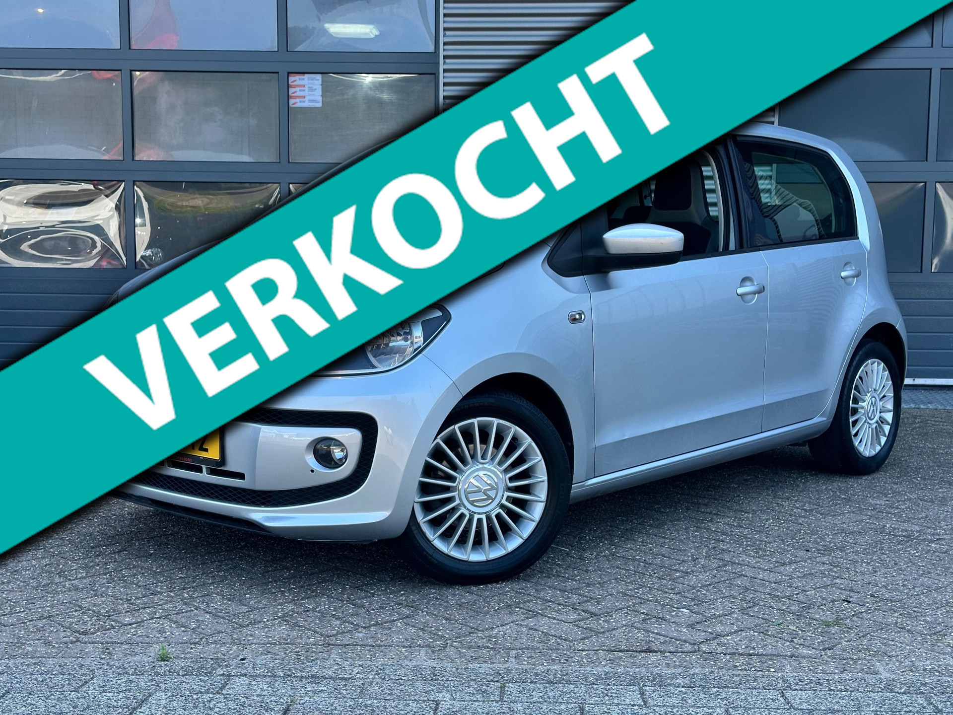 Volkswagen up! 1.0 high up! BlueMotion | CRUISECR | Navi | Airco