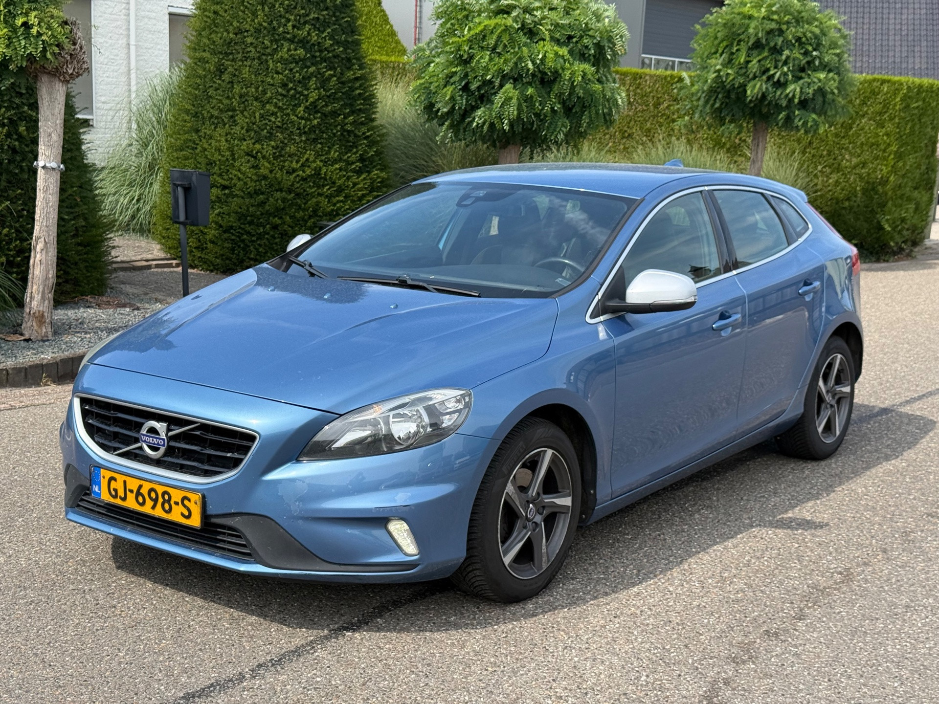 Volvo V40 2.0 D2 R-Design 2015 Navi/Clima/Lmv