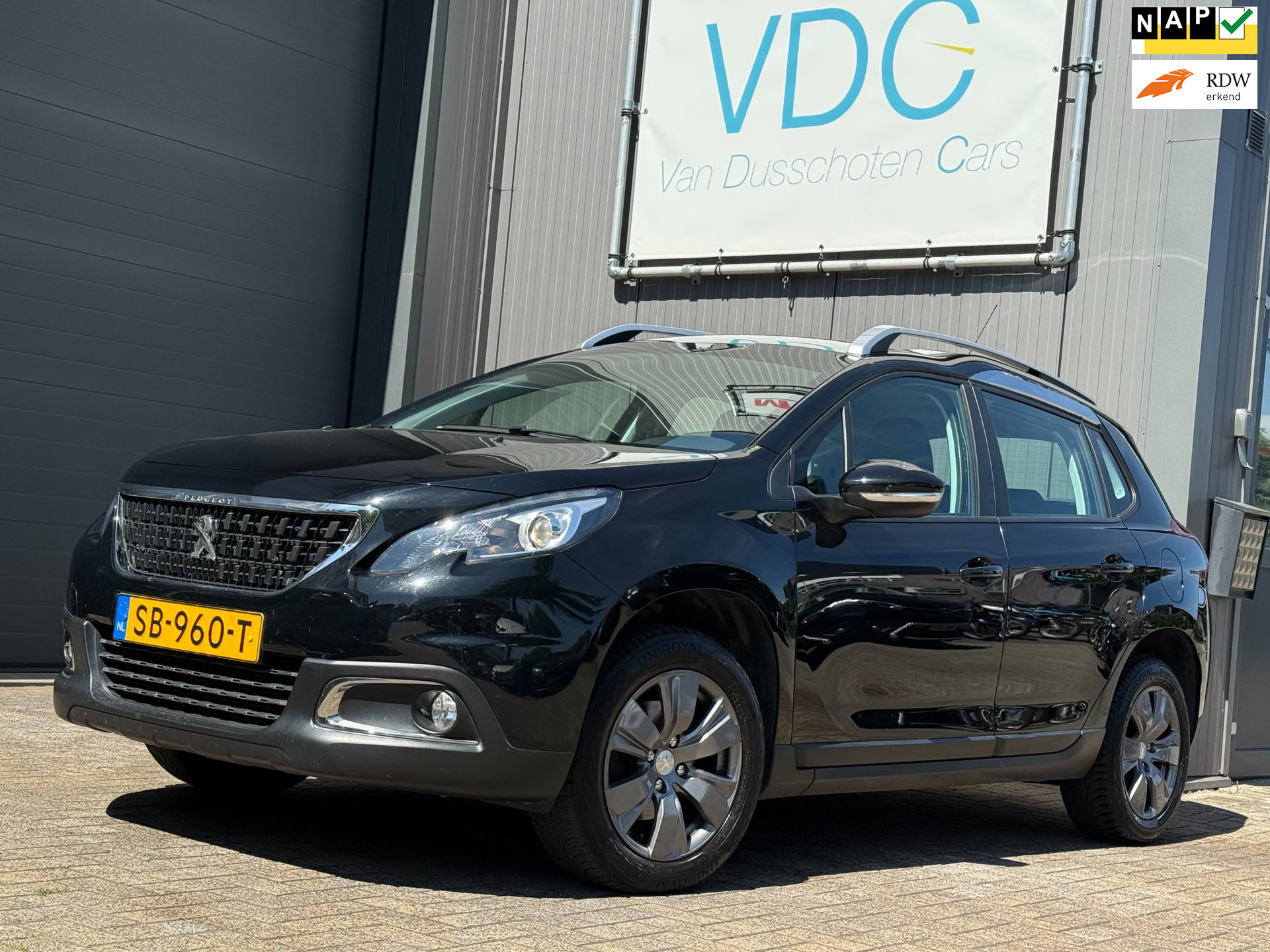 Peugeot 2008 1.2 PureTech Blue Lion | Navigatie | Trekhaak