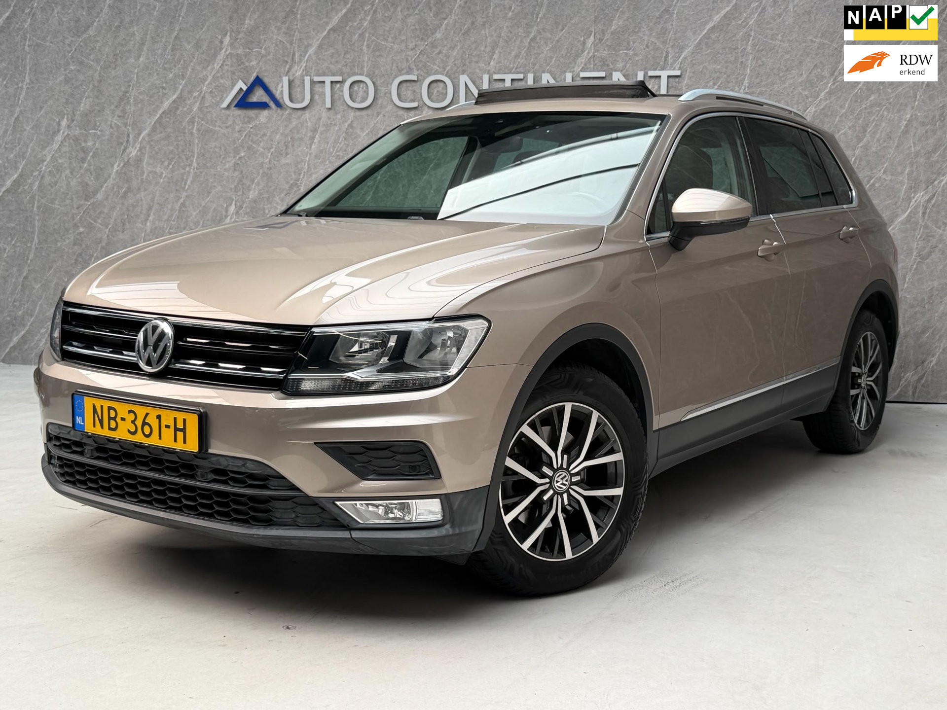 Volkswagen Tiguan 1.4 TSI / NAP / Panorama / Virtual / APK / Trekhaak