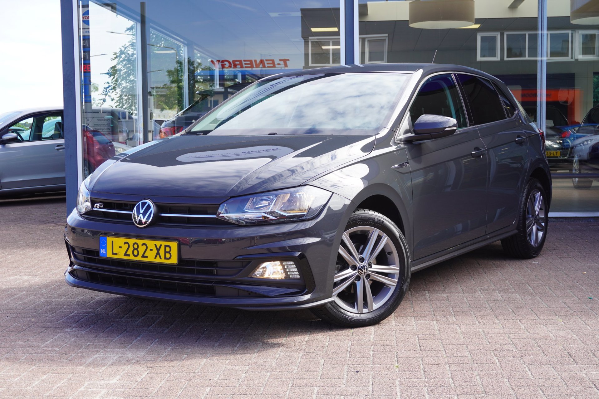 Volkswagen Polo 1.0 TSI Highline Business R-Line | Handbak | Airco | Navi | Carplay | 2021 | Inruil mogelijk