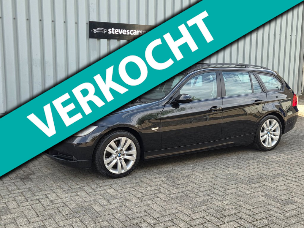 BMW 3 Serie Touring 320i Executive 163dkm trekhaak dealerhouden