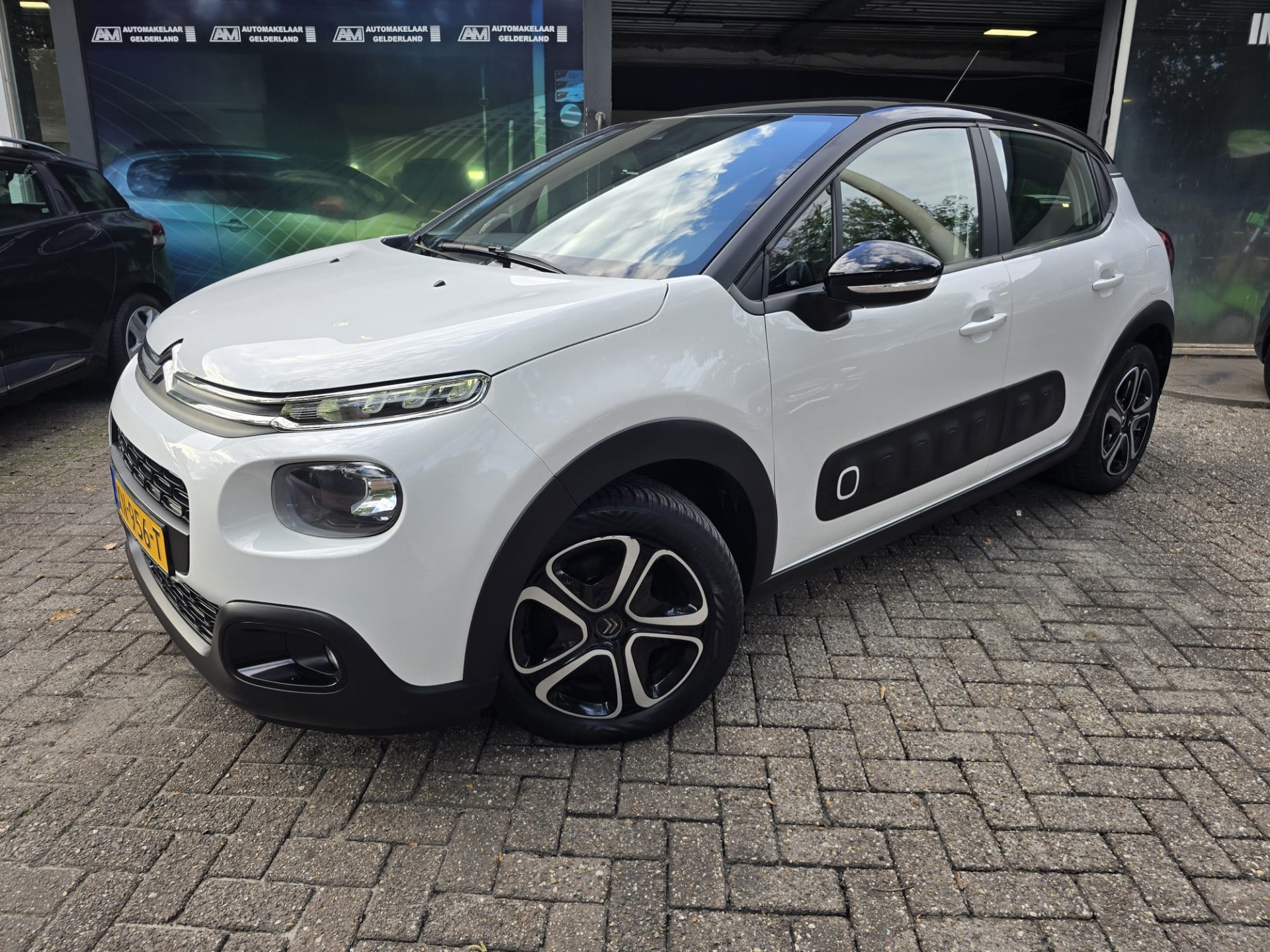 Citroën C3 1.2 83PK Feel | 1E EIGENAAR | 3/6 OF 12MND GARANTIE | NAVI | CRUISE | AIRCO | LMV |