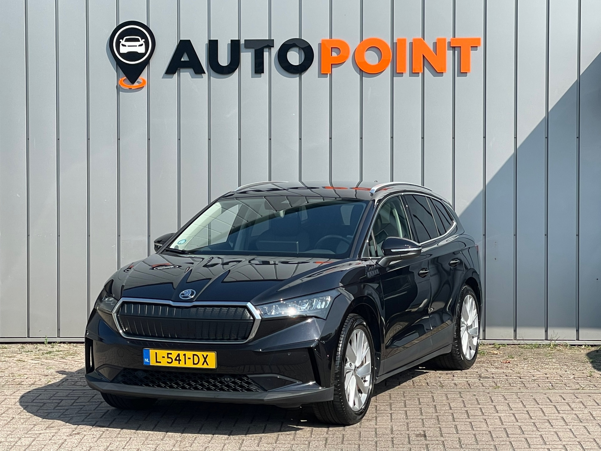 Škoda Enyaq iV 80 SOH 90% 125kW LADEN DEALEROND FASE 3 WARMTEPOMP|SOH 90%|CAMERA|19INCH|LED|PARK ASSIST|STUURVERWARMING|STOELVERW