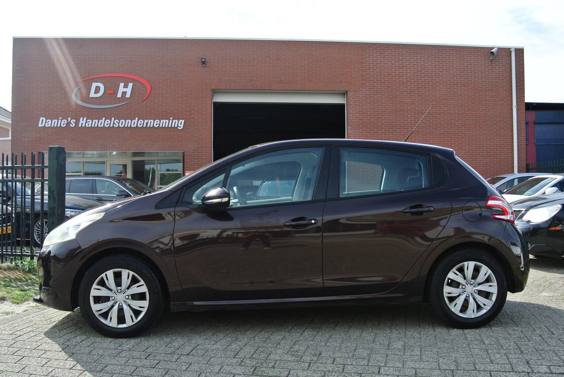 Peugeot 208 1.2 VTi Active nieuwe apk inruil mogelijk nap