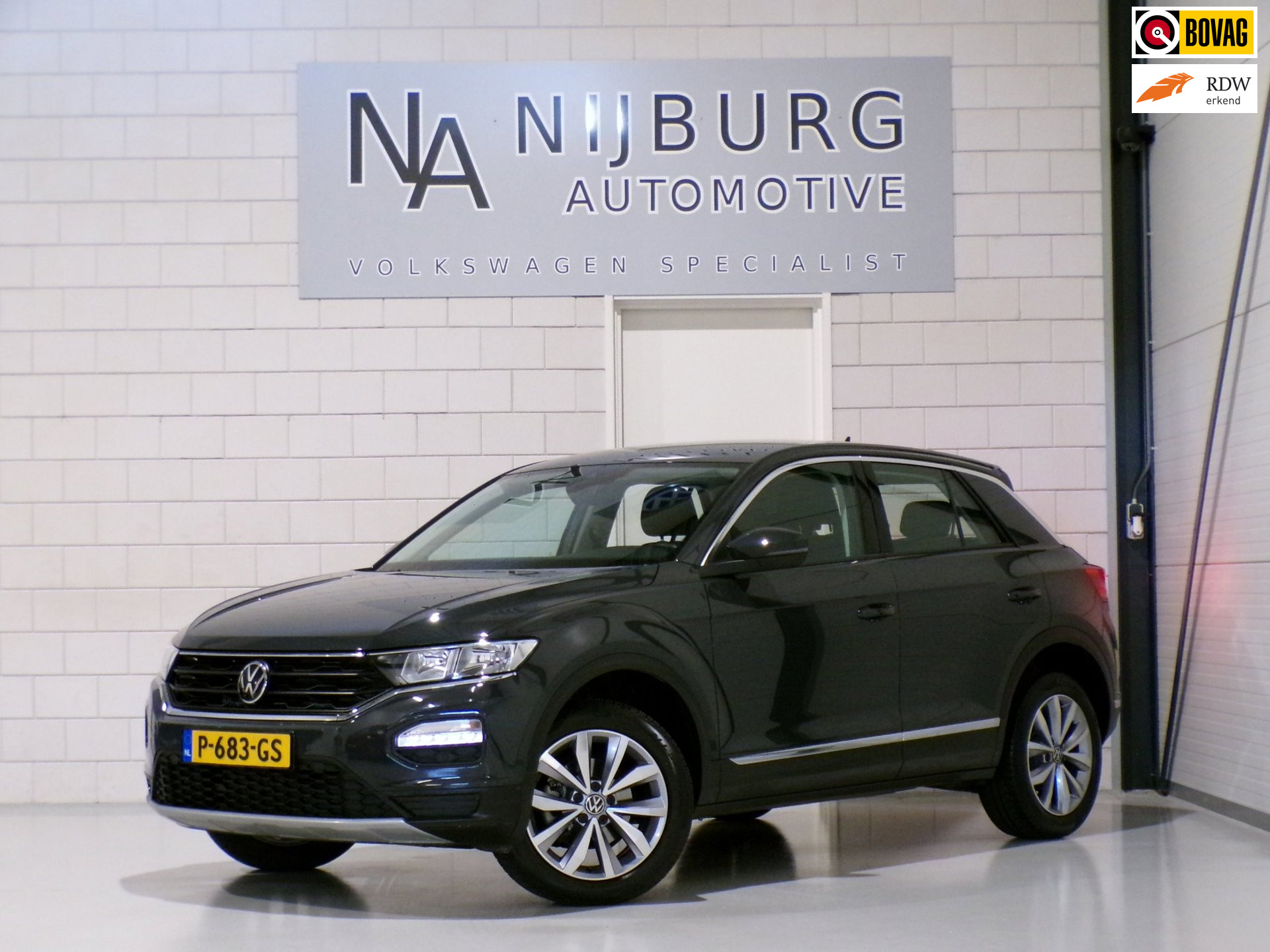 Volkswagen T-Roc 1.5 TSI Sport “1e eigenaar” Stoelverwarming Apple-Carplay Parkeersensoren Adaptive-cruise “1 jaar Bovag garantie”