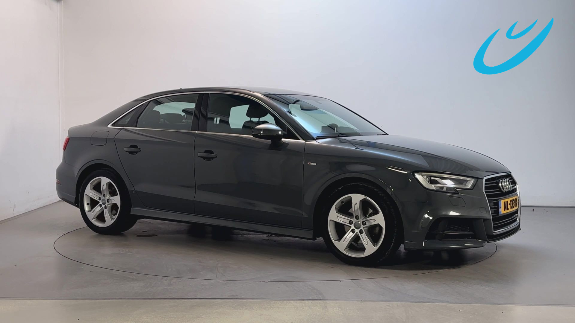 Audi A3 Limousine 1.0 TFSI Sport S Line Edition LED Leder-Stof Navigatie Parkeersensoren