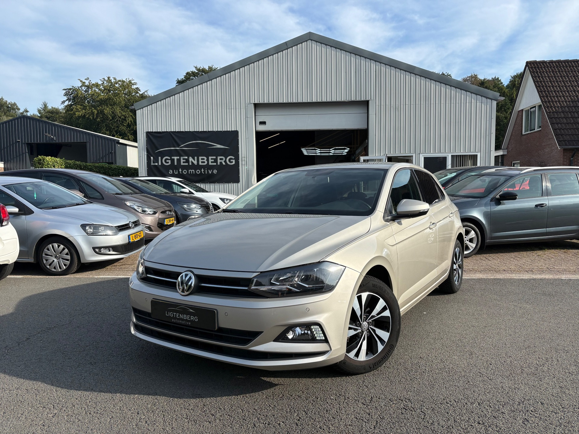 Volkswagen Polo 1.0 TSI Comfortline Business PDC|Carplay|NAP