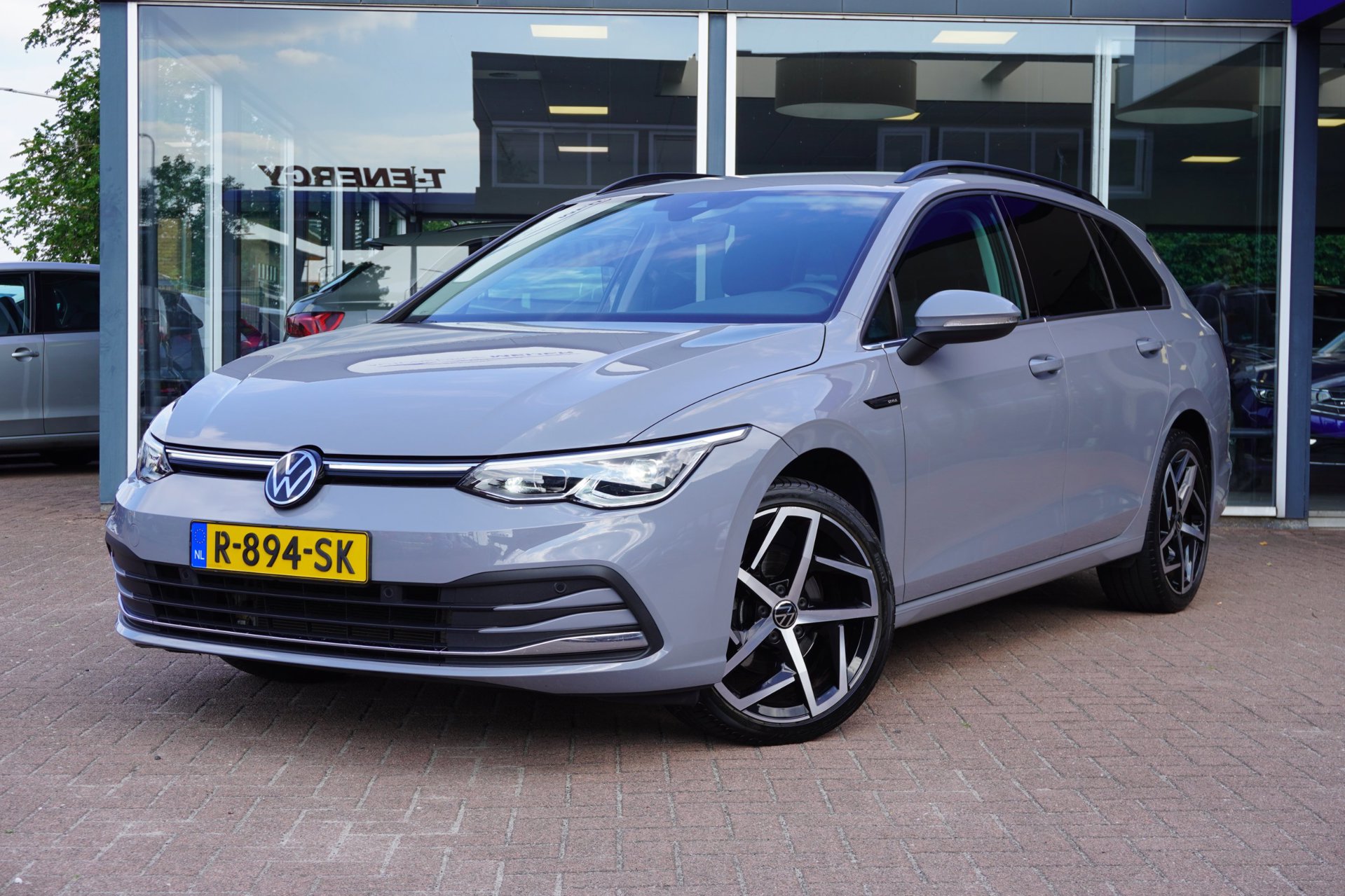 Volkswagen Golf Variant 1.5 eTSI Style | Automaat | Airco | Navigatie | Carplay | Elek. pakket | Vol opties | Inruil mogelijk