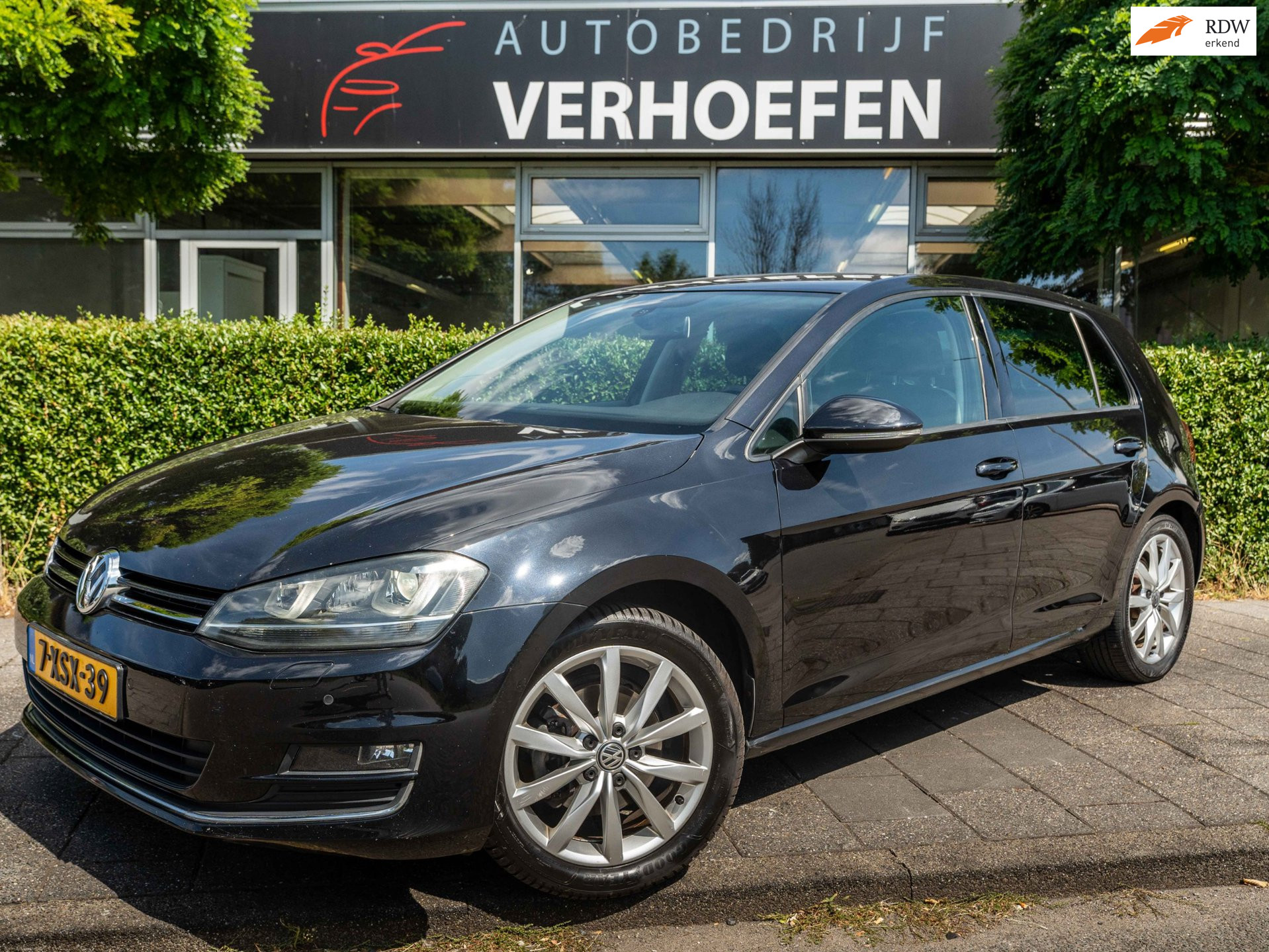 Volkswagen Golf 1.4 TSI Highline – AUTOMAAT – STOEL VERW – CRUISE / CLIMATE CONTR – XENON !