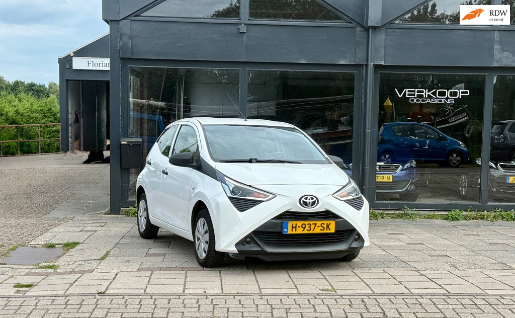 Toyota Aygo 1.0 VVT-i x-fun Carplay