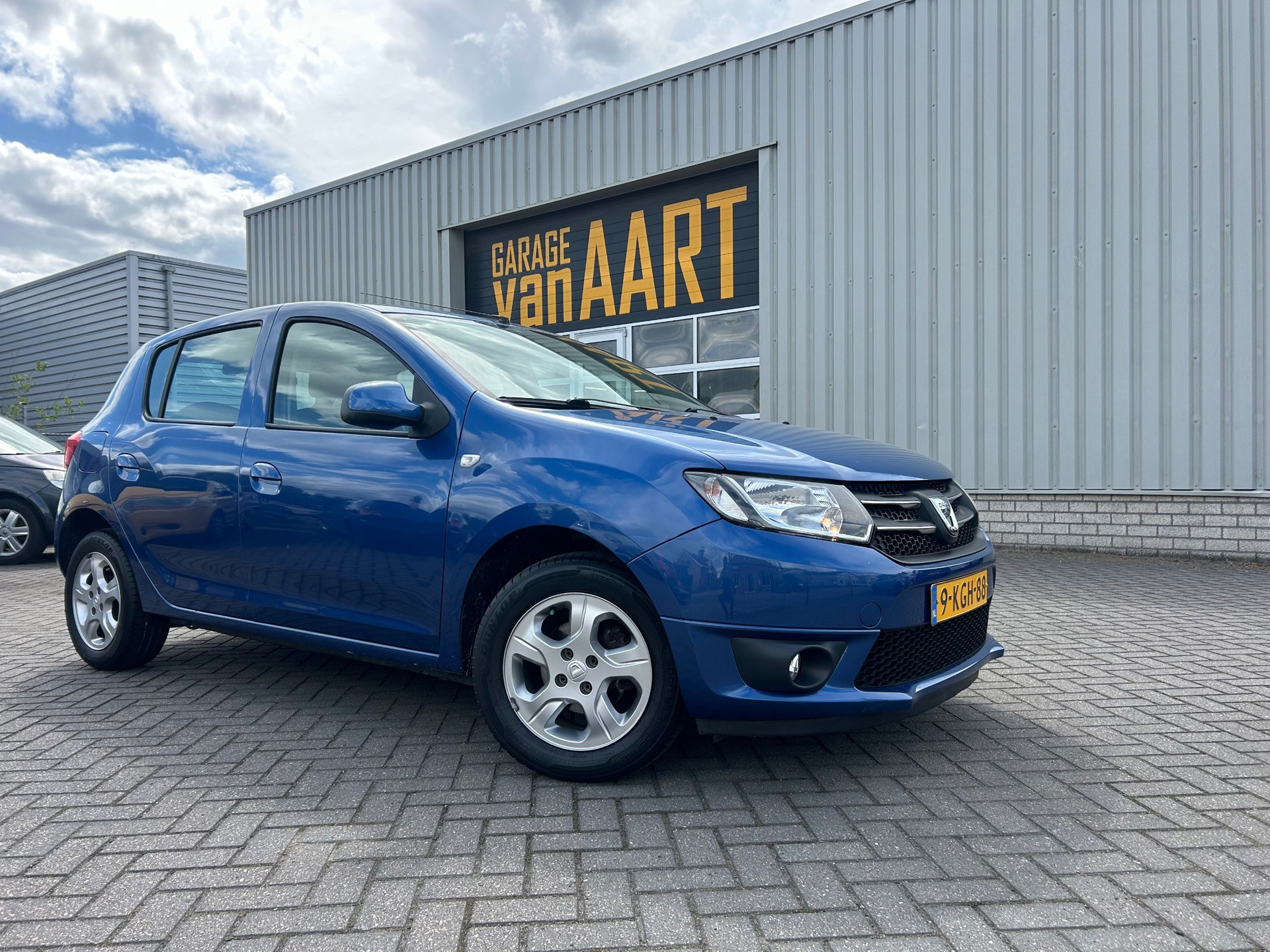 Dacia Sandero 0.9 TCe Lauréate | NAVI | CRUISE |
