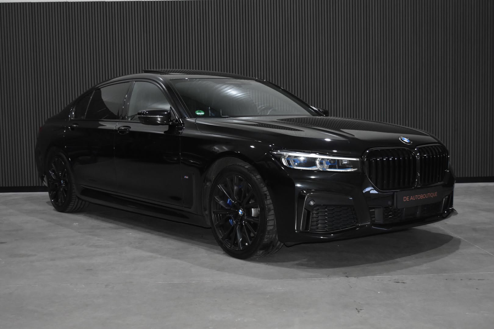 BMW 7 Serie 745Le High Exe M-Sport / Pano / 93% SOH / 4WD Besturing / Softclose / 360 Camera