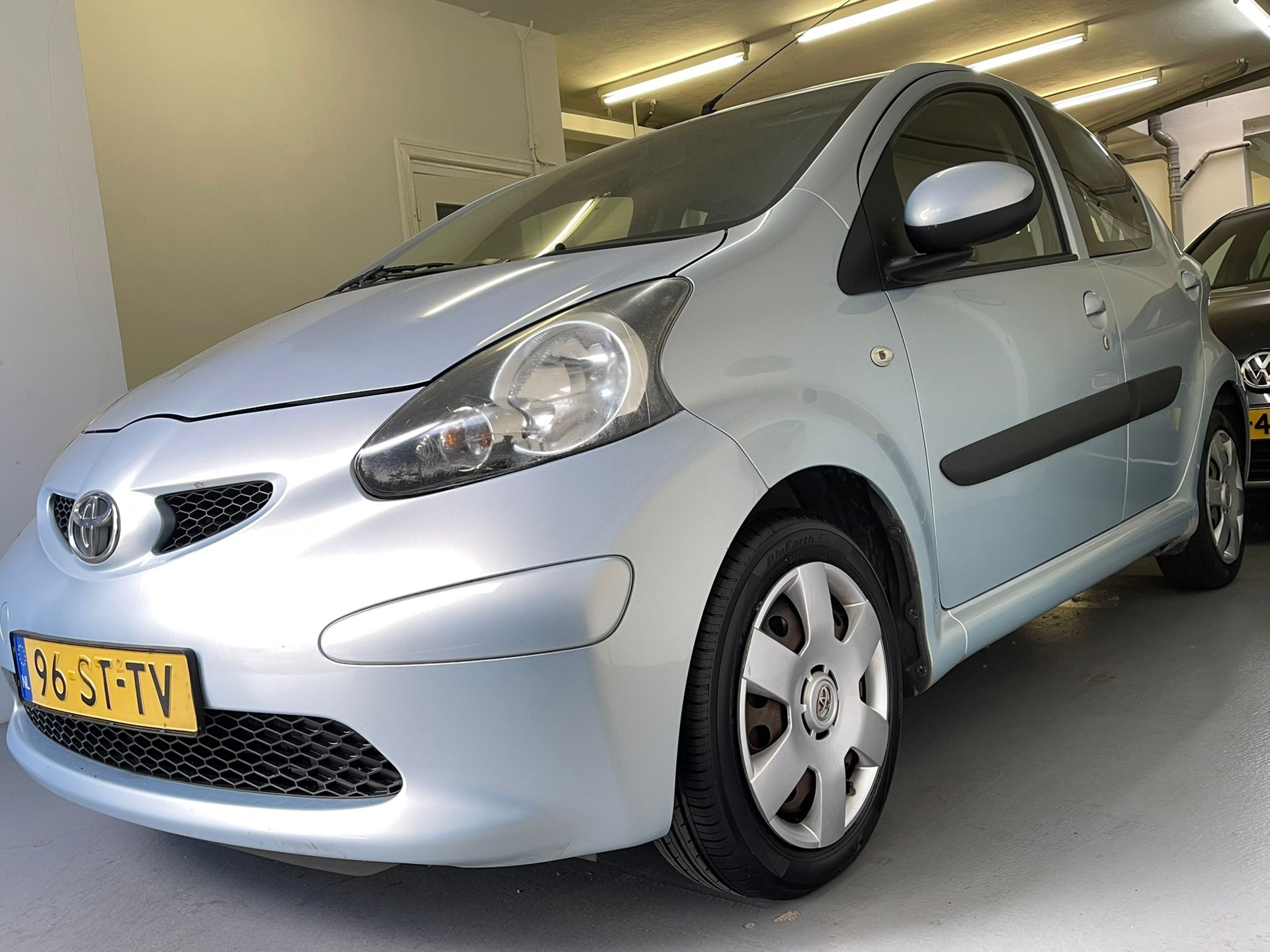 Toyota Aygo 1.0-12V +