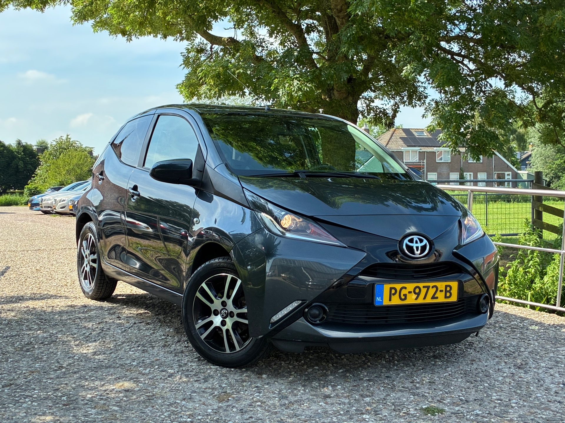Toyota Aygo 1.0 VVT-i x-play | 5-Deurs + Airco nu € 6.750,-!!!