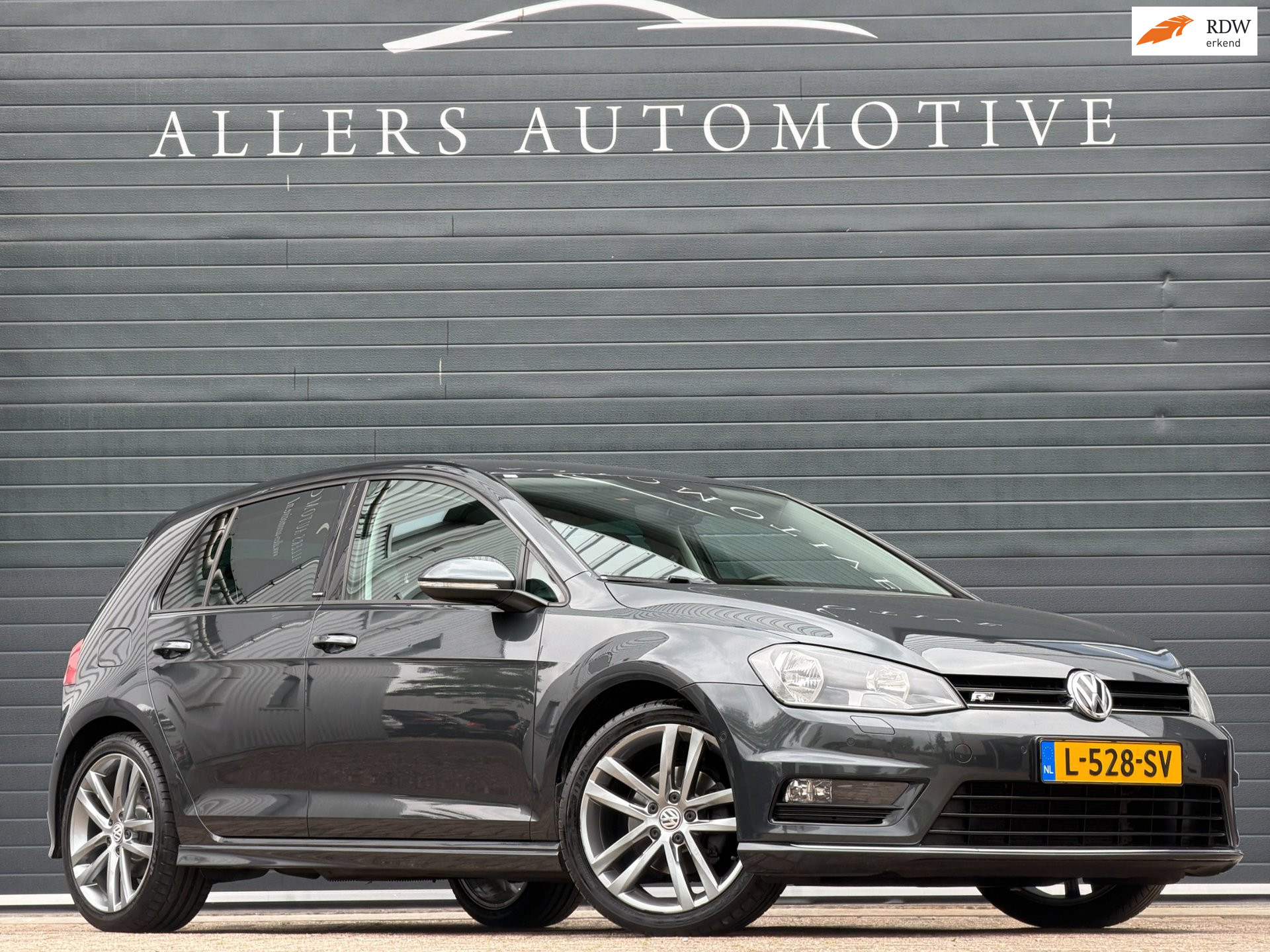 Volkswagen Golf 1.4 TSI ACT Connected Series R-line|AUTOMAAT|CAMERA|STOEL/STOEL VERWM.