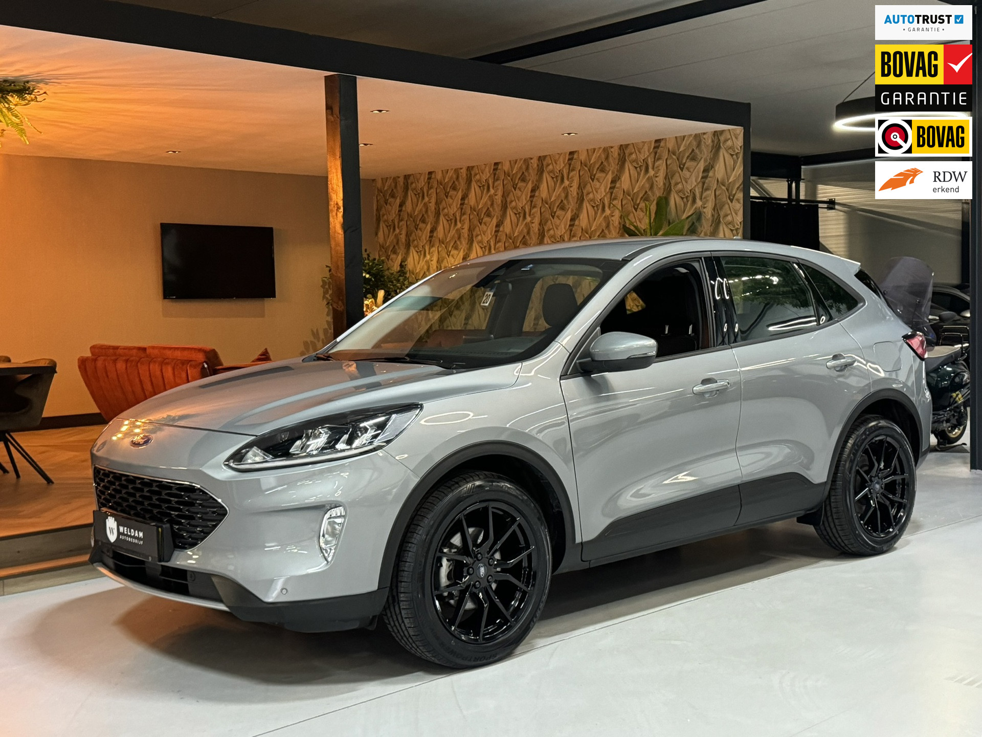 Ford Kuga 1.5 EcoBoost|1.800KG Trekgewicht|CarPlay|Keyless|PDC|Cruise|Stoelverwarming|LED|DAB