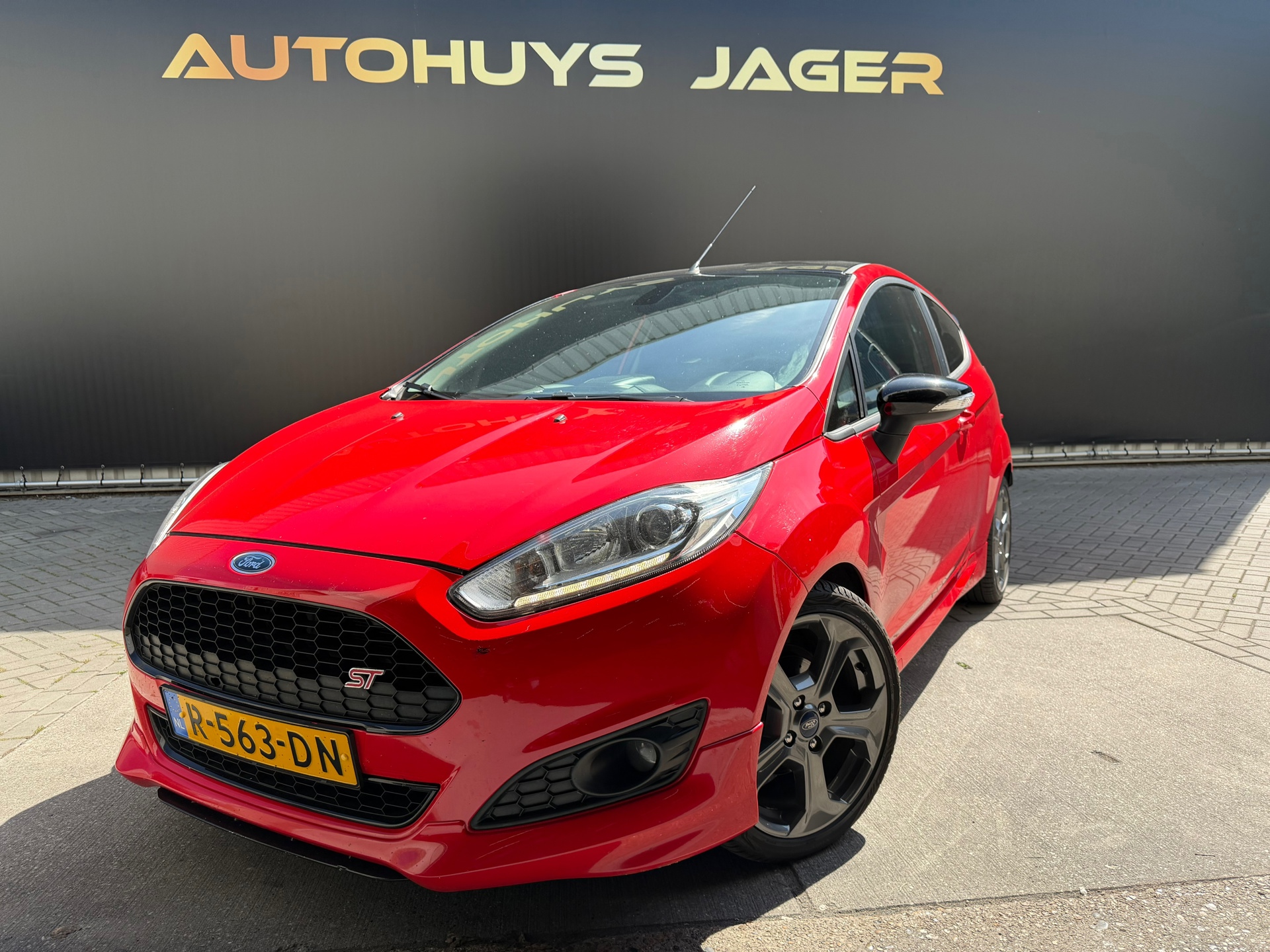 Ford Fiesta 1.0 EcoBoost Black Edition St Line Milltek Sport Maxton