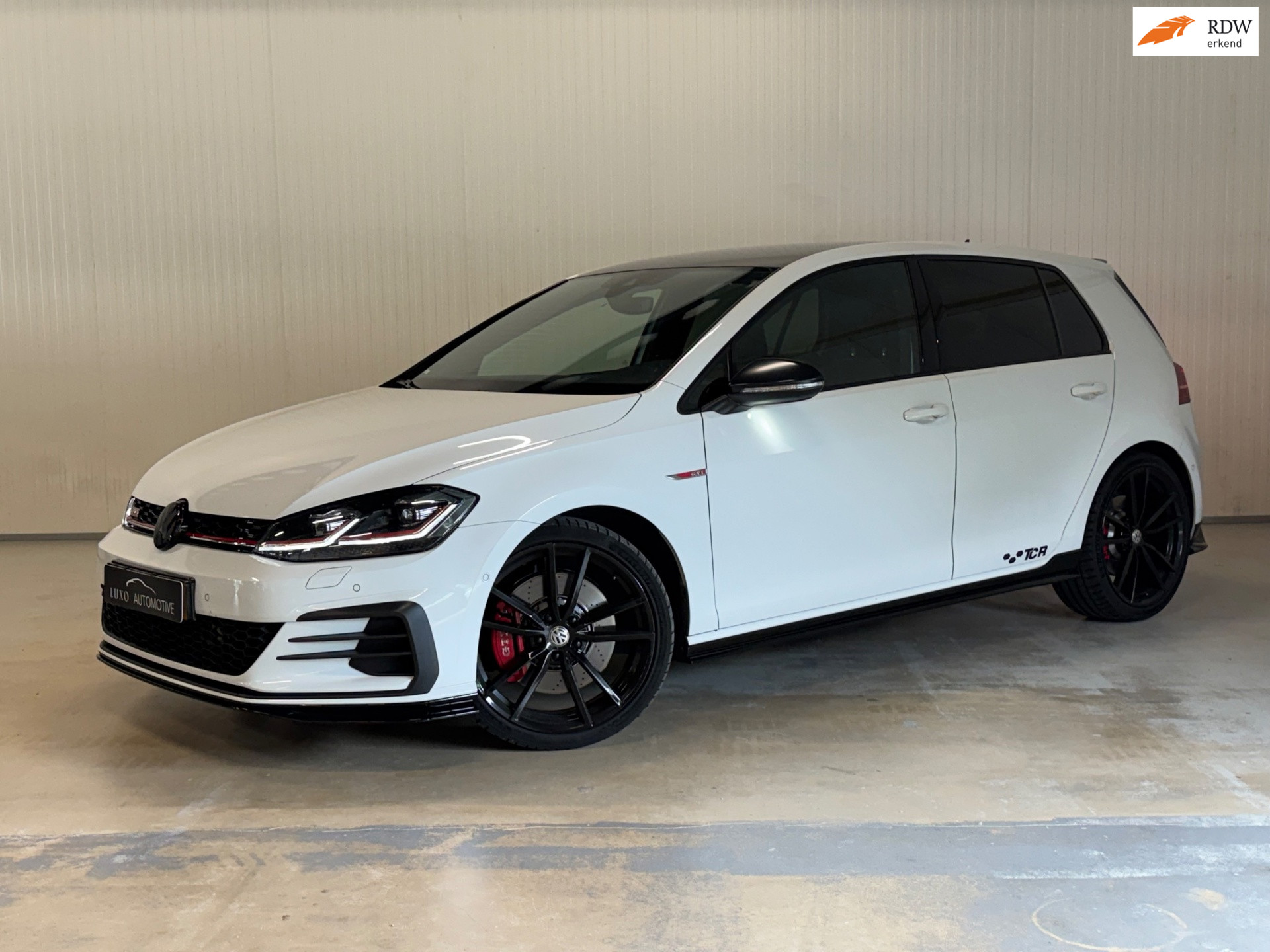 Volkswagen Golf 2.0 TSI GTI TCR | CAMERA | SHADOW LINE | 290 PK | DCC