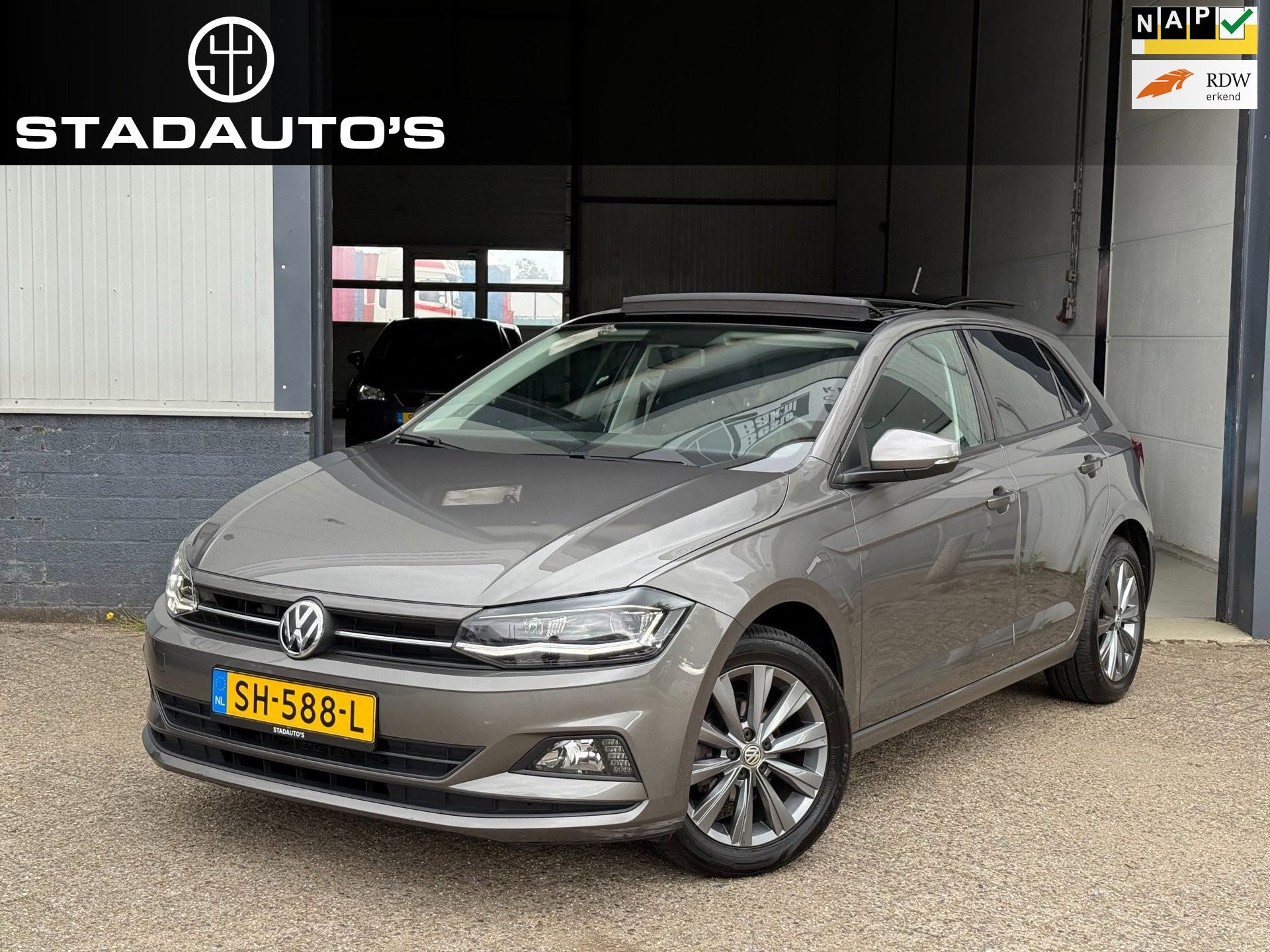 Volkswagen Polo 1.0 TSI Panoramadak|Full Led|Velgen NAP!