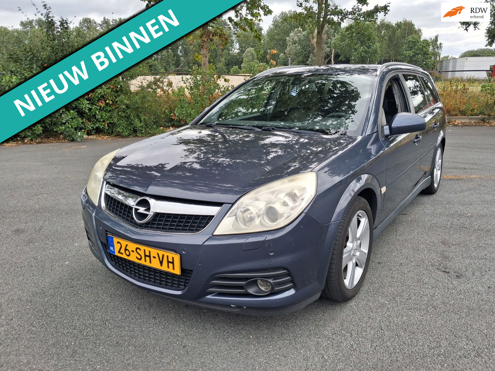 Opel Vectra Wagon 2.2-16V Executive LEUKE AUTO RIJDT EN SCHAKELT GOED