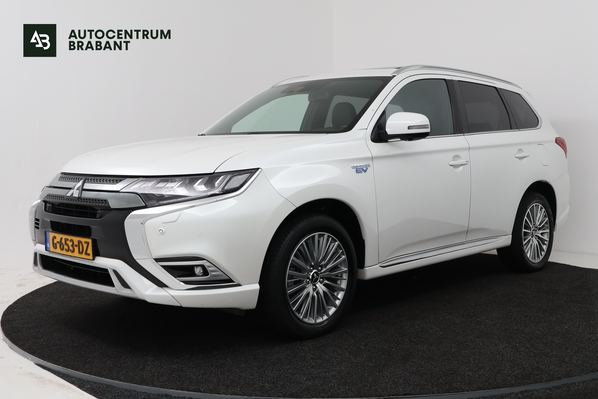 Mitsubishi Outlander 2.4 PHEV Instyle