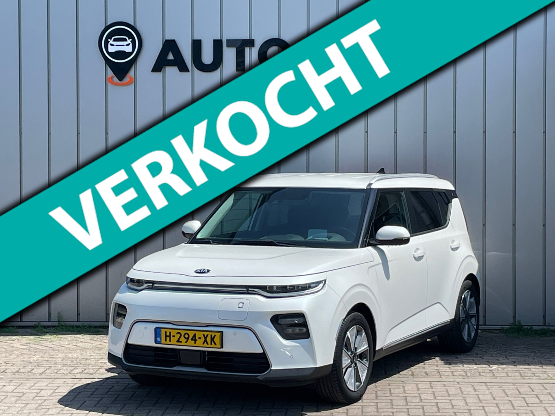 Kia e-Soul ExecutiveLine 64 kWh 1E EIG DEALEROND SOH100% HARMANN/KARDON|STOEL+STUURVRM|LANE.ASSIST|CARPLAY|ADAPT.CRUISE|NAVI|LED|