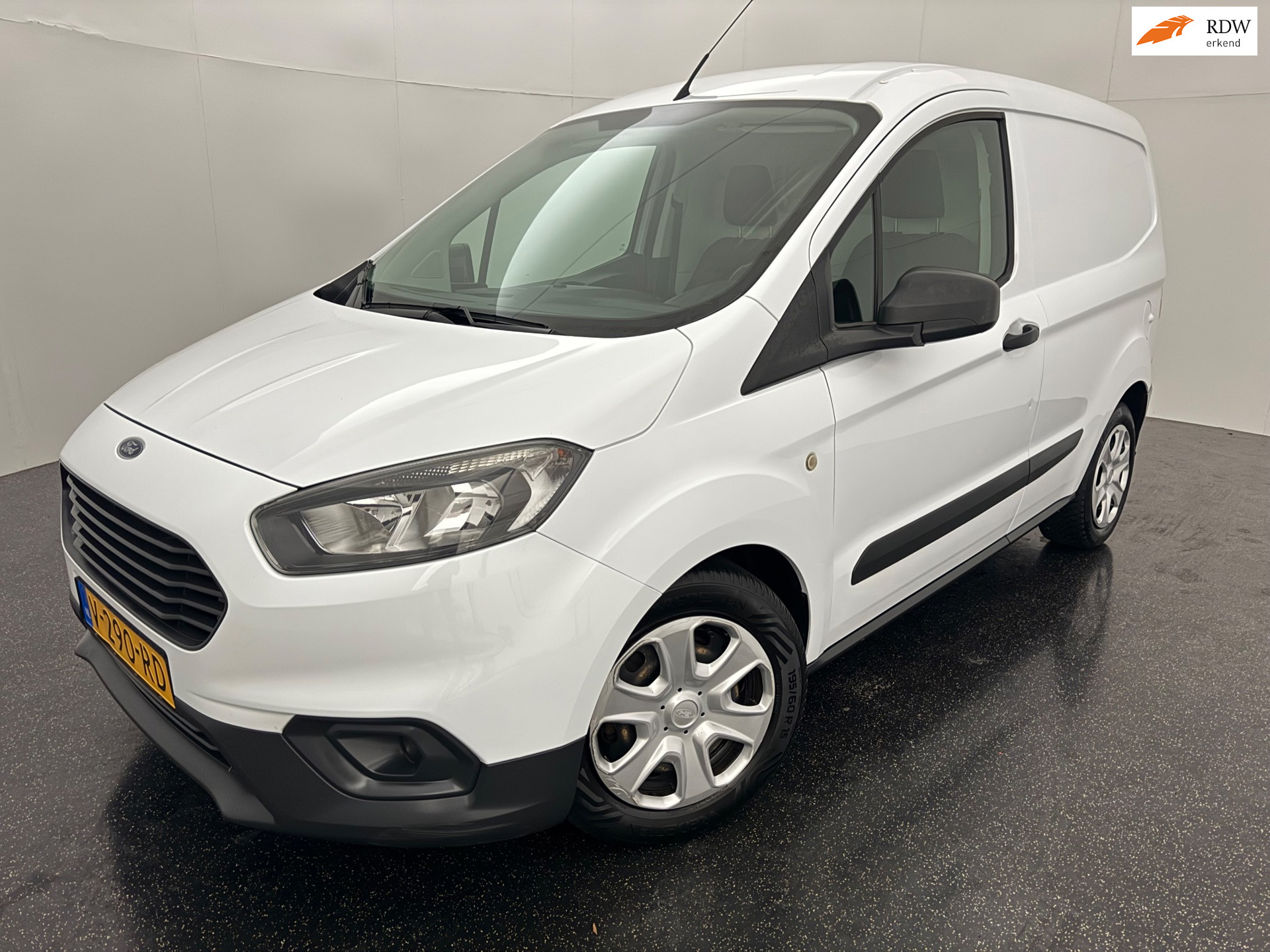 Ford Transit Courier 1.5 TDCI Trend