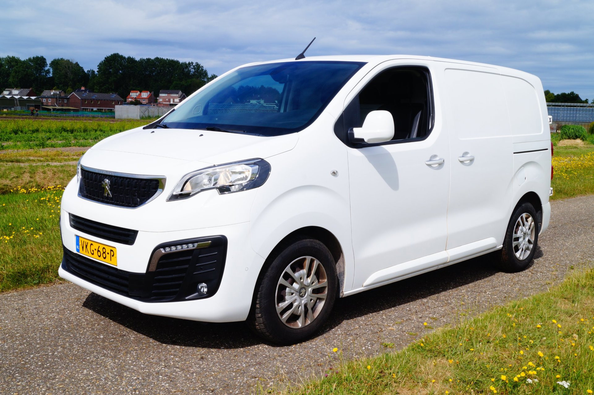 Peugeot Expert 2.0 BlueHDI 120 Compact Premium