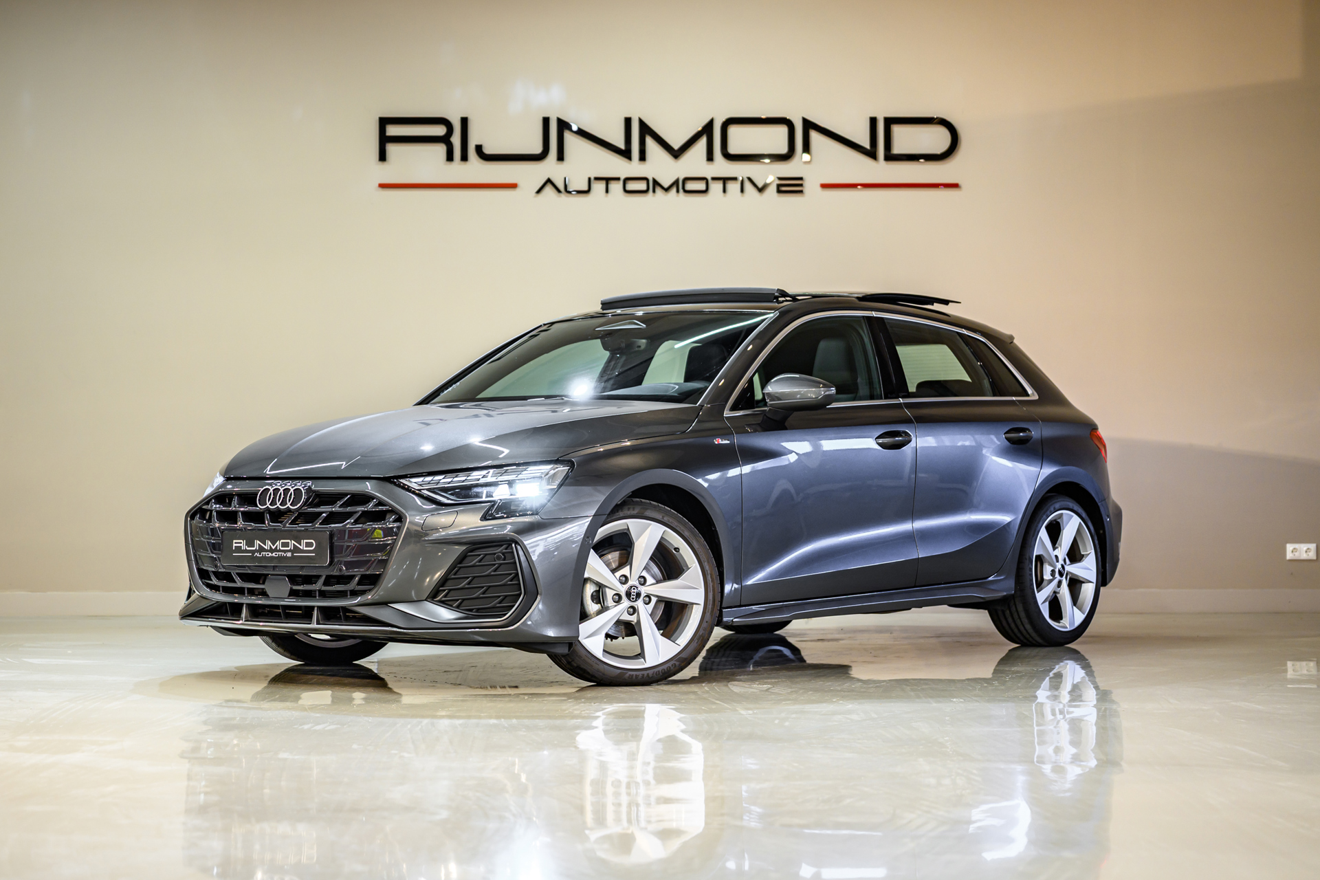 Audi A3 Sportback 35 TFSI 3X S-Line | Keyless| Pano | Sonos |Matrix-Led | Camera|Zelf Parkeren|Dode Hoek Sensor|